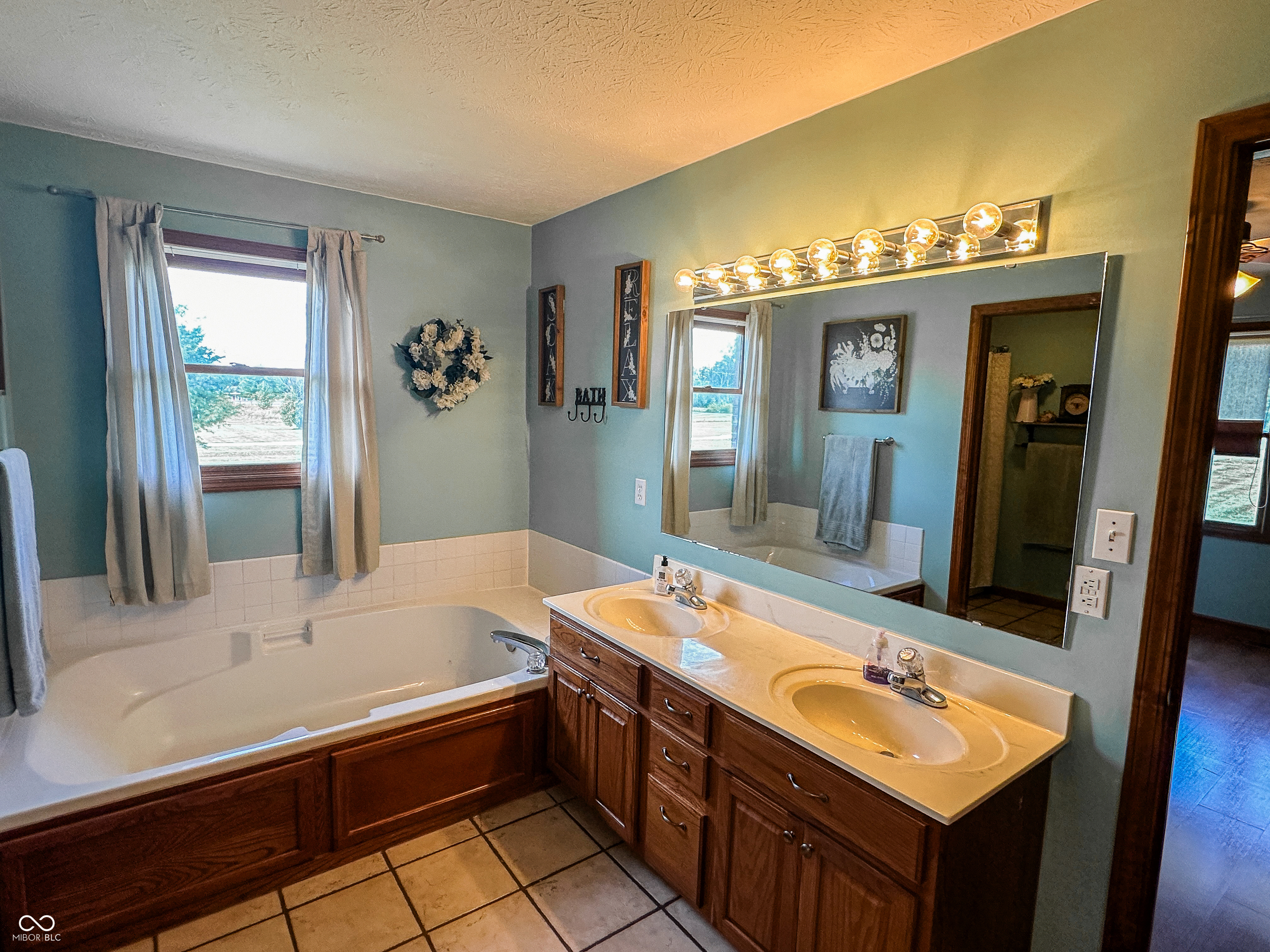 10800 S County Road 600 W