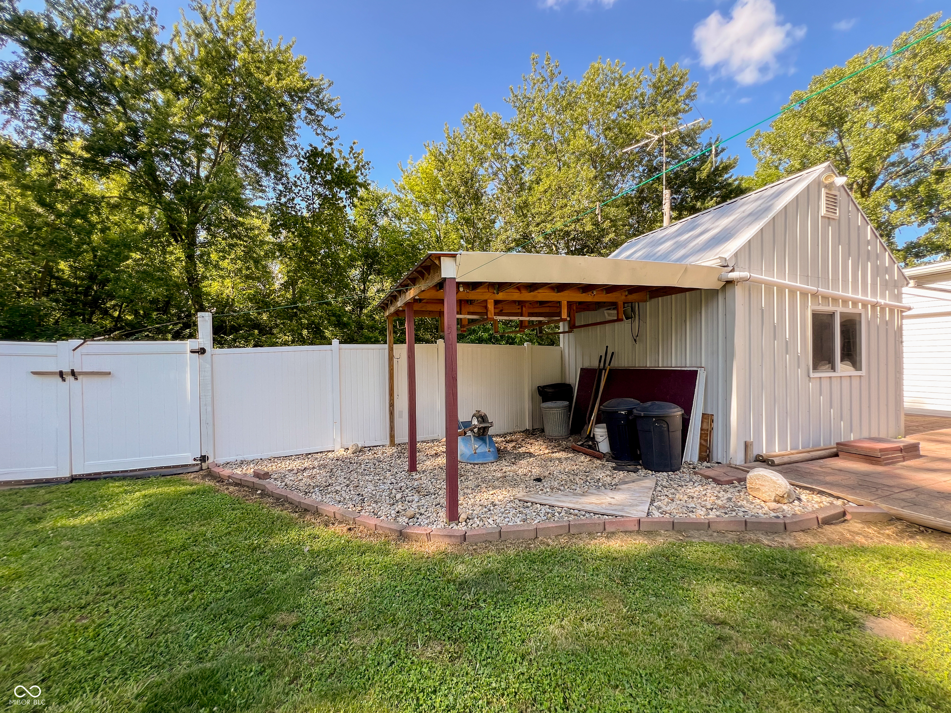3357 N State Road 9