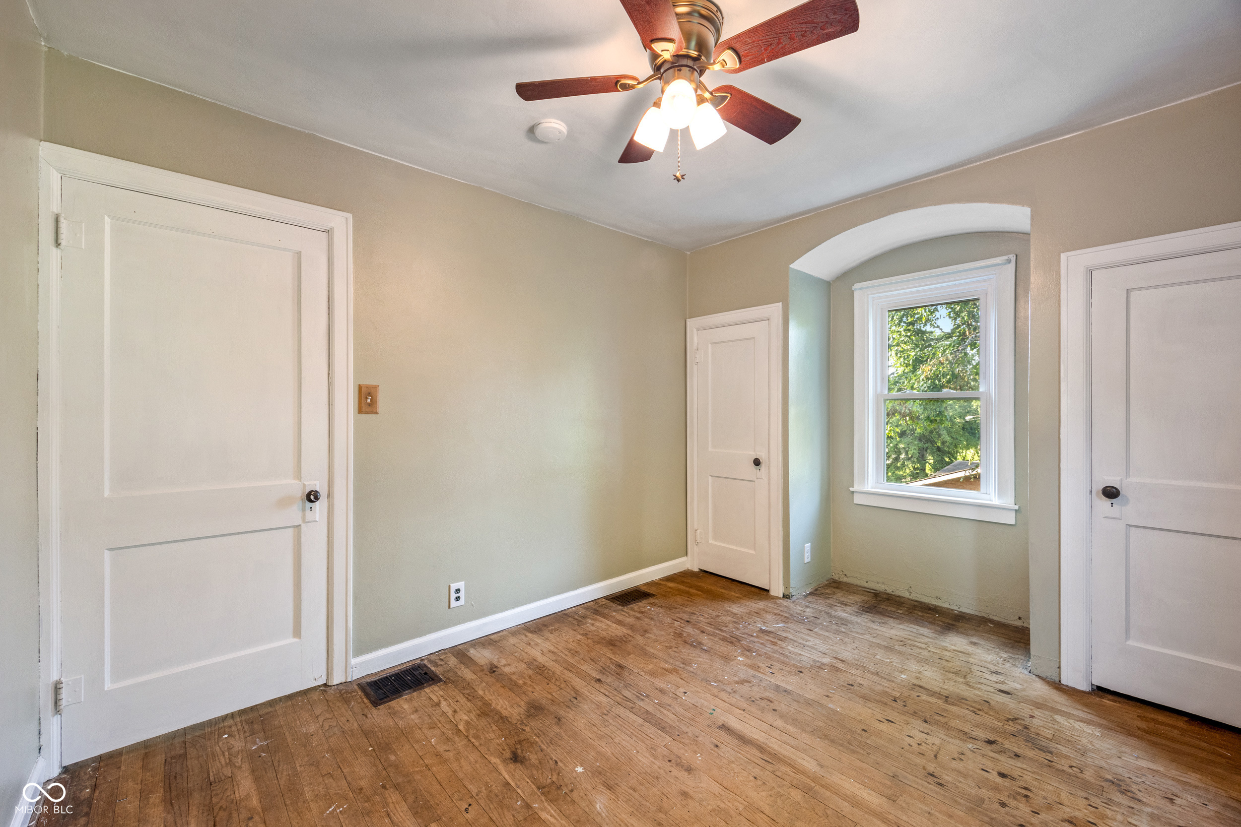 327 Central Avenue