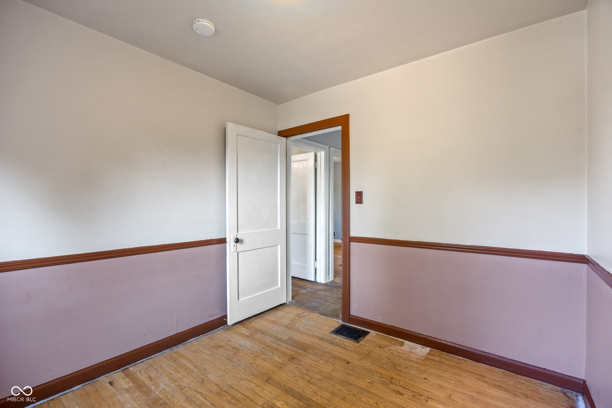327 Central Avenue