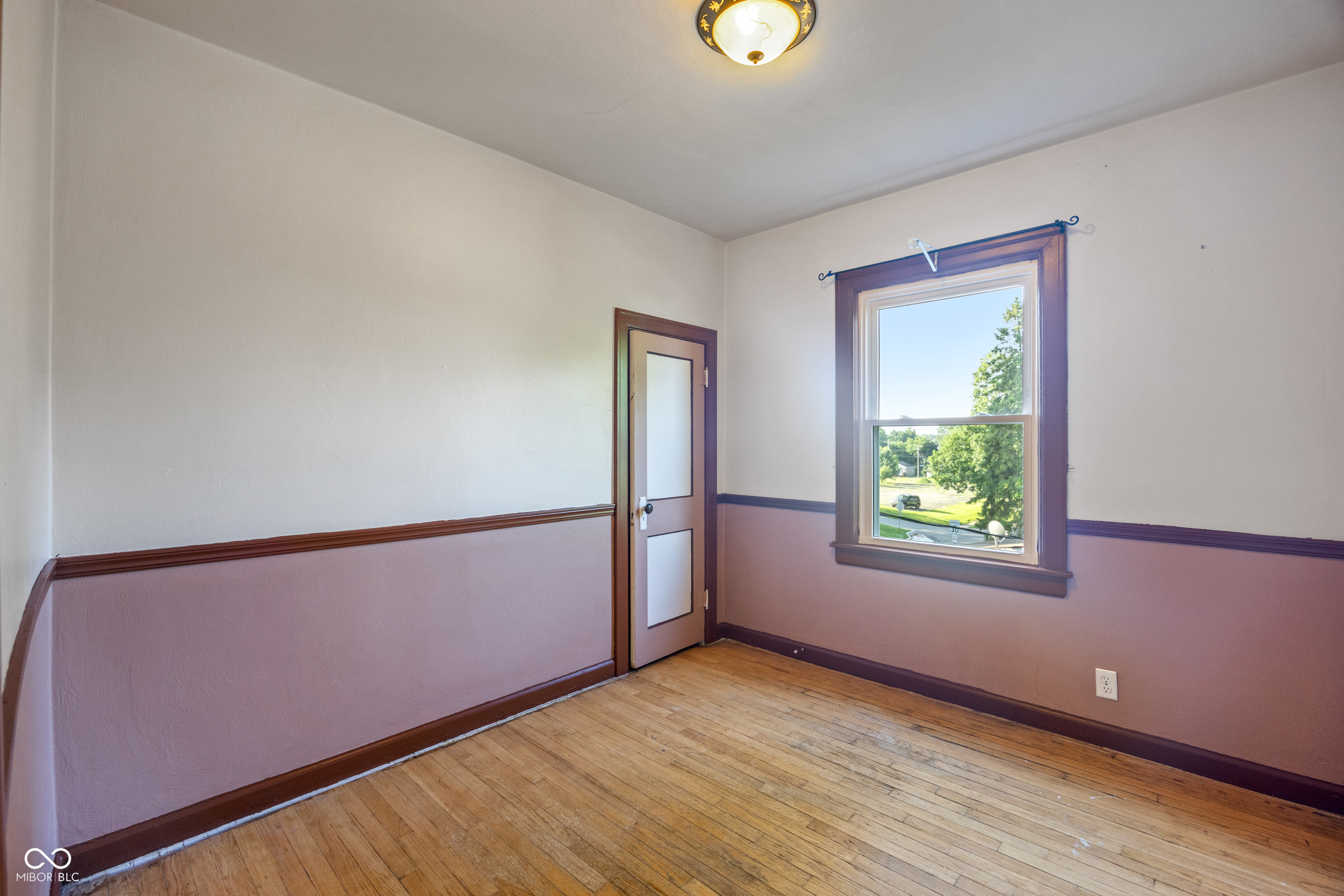 327 Central Avenue