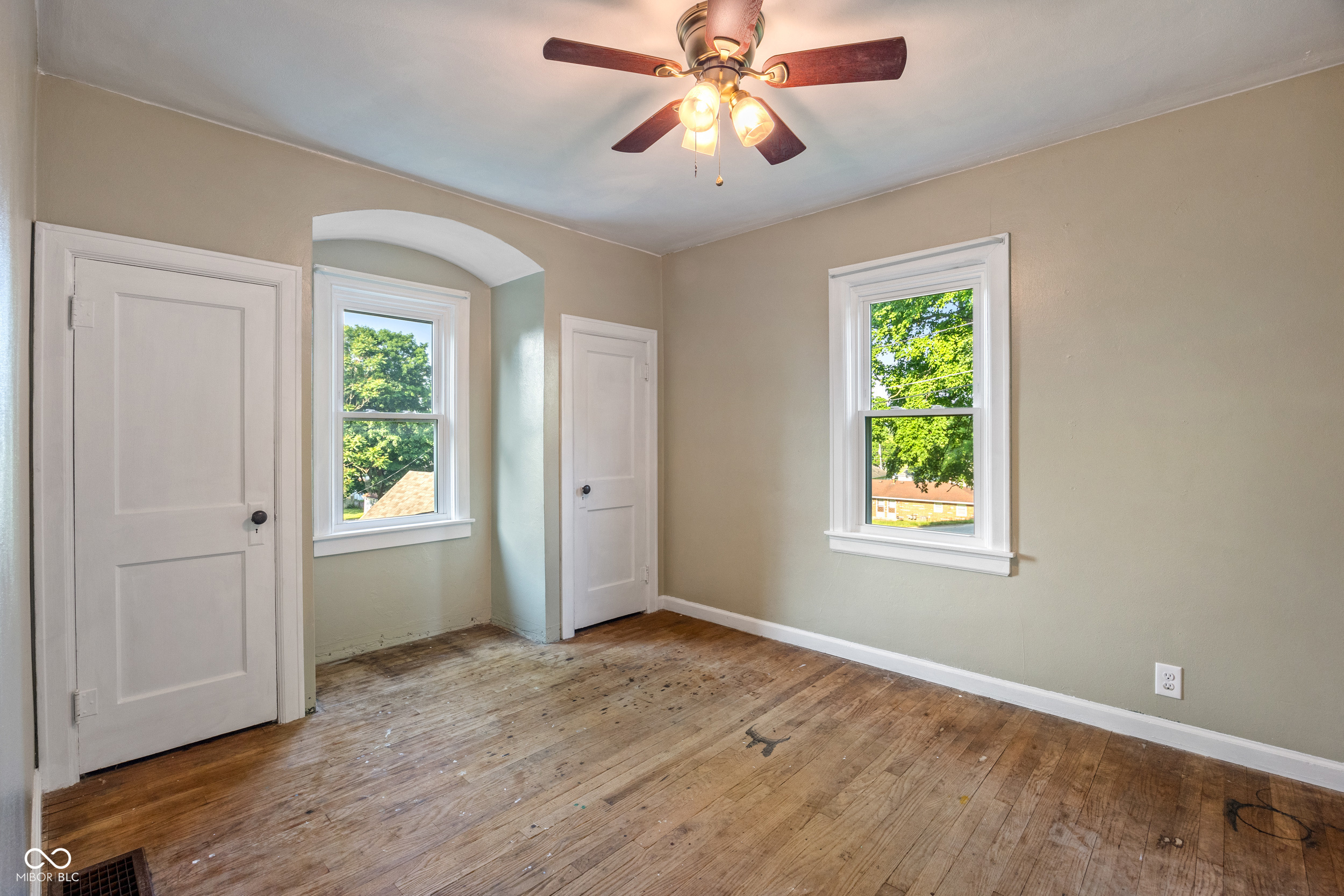 327 Central Avenue