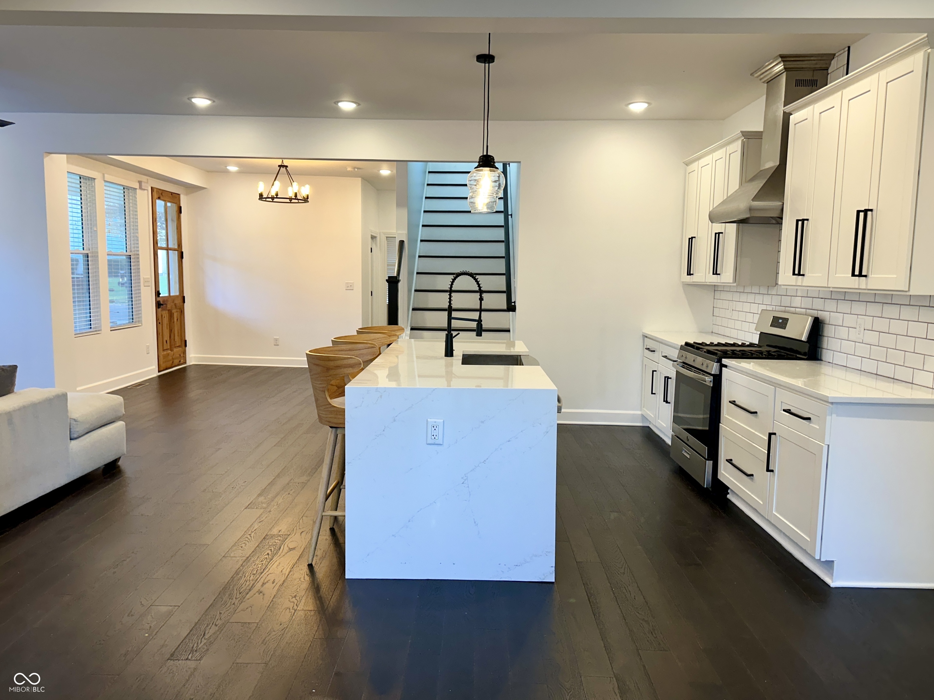 213 E Madison Avenue