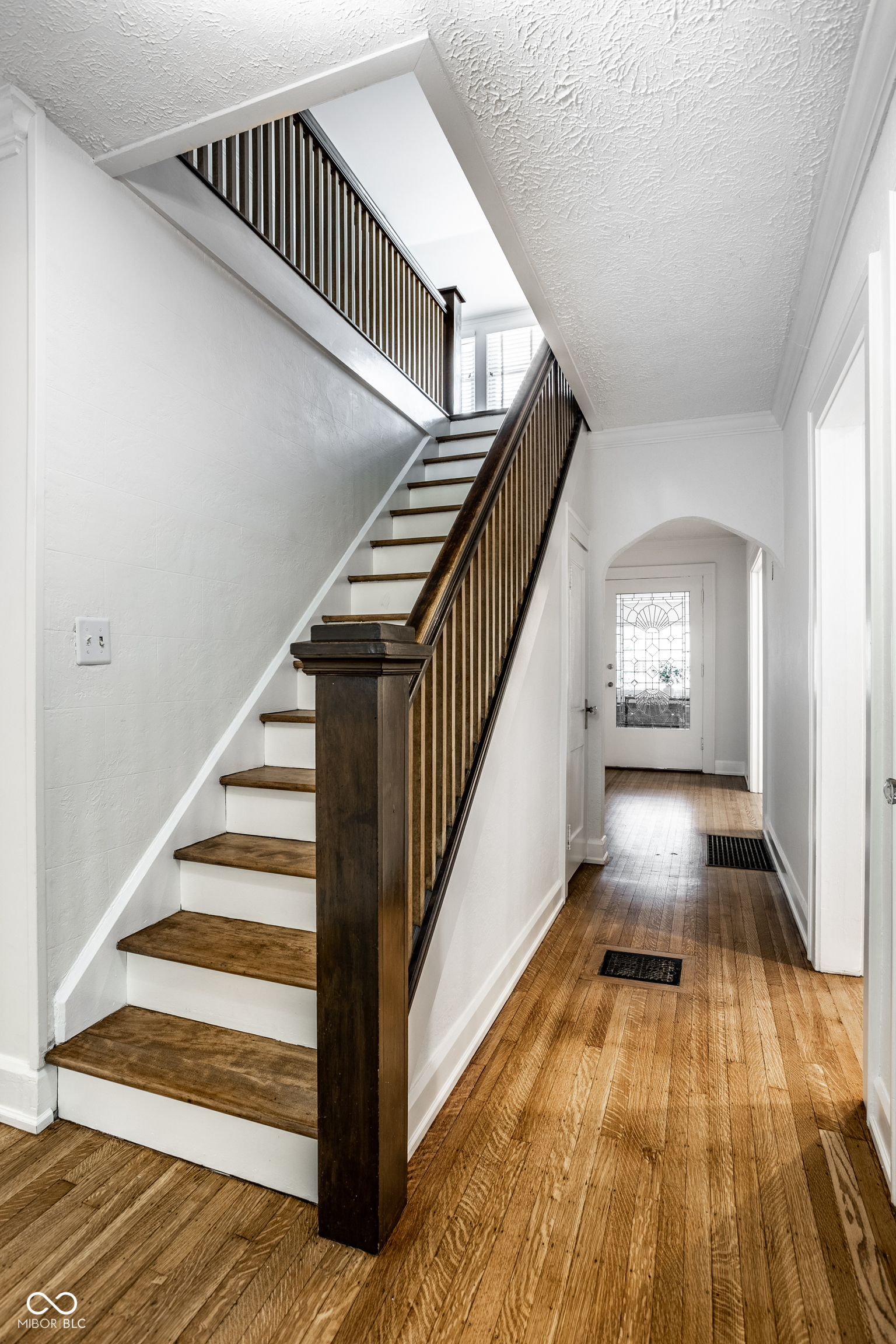 4923 Washington Boulevard