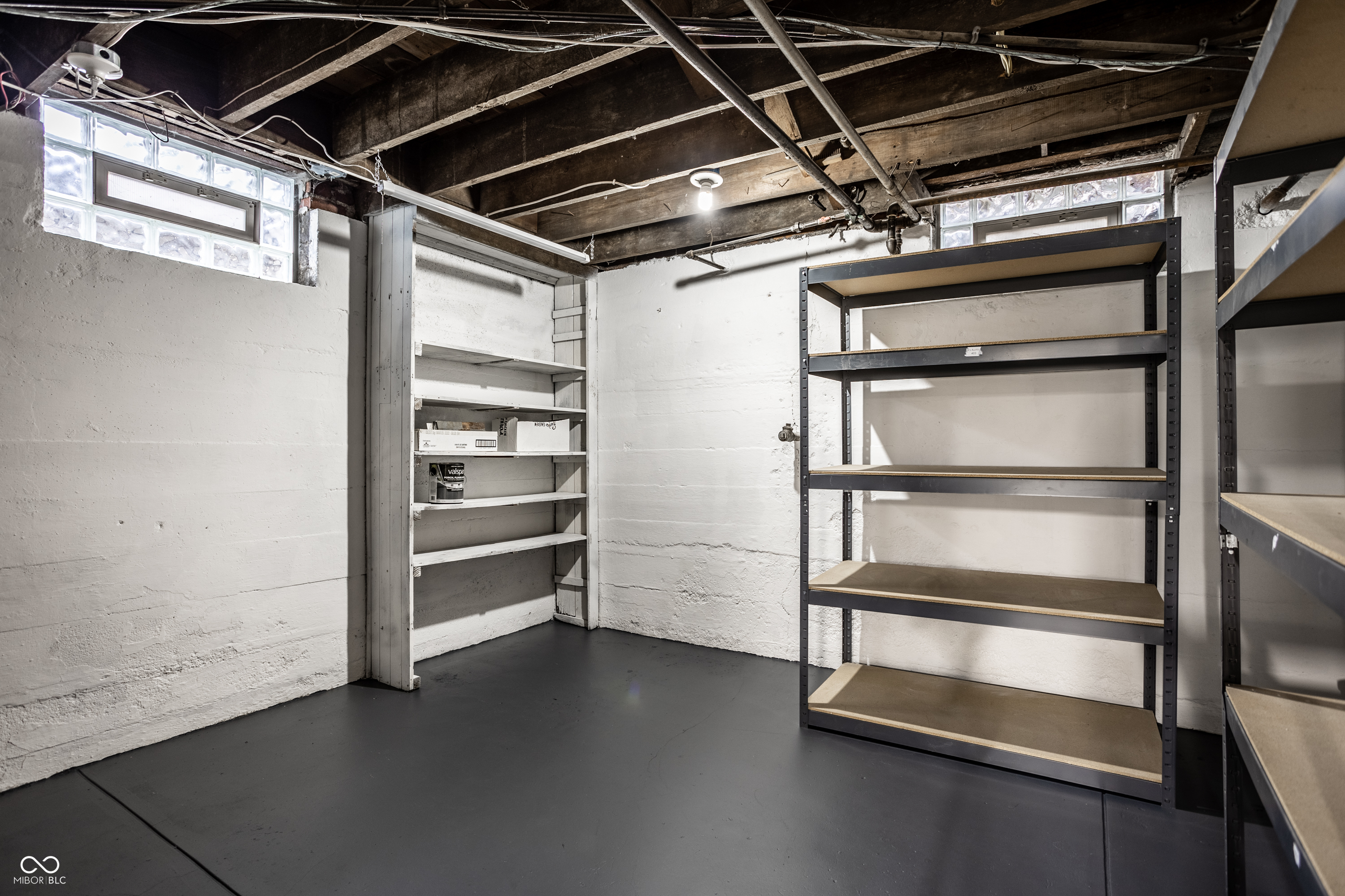 4923 Washington Boulevard