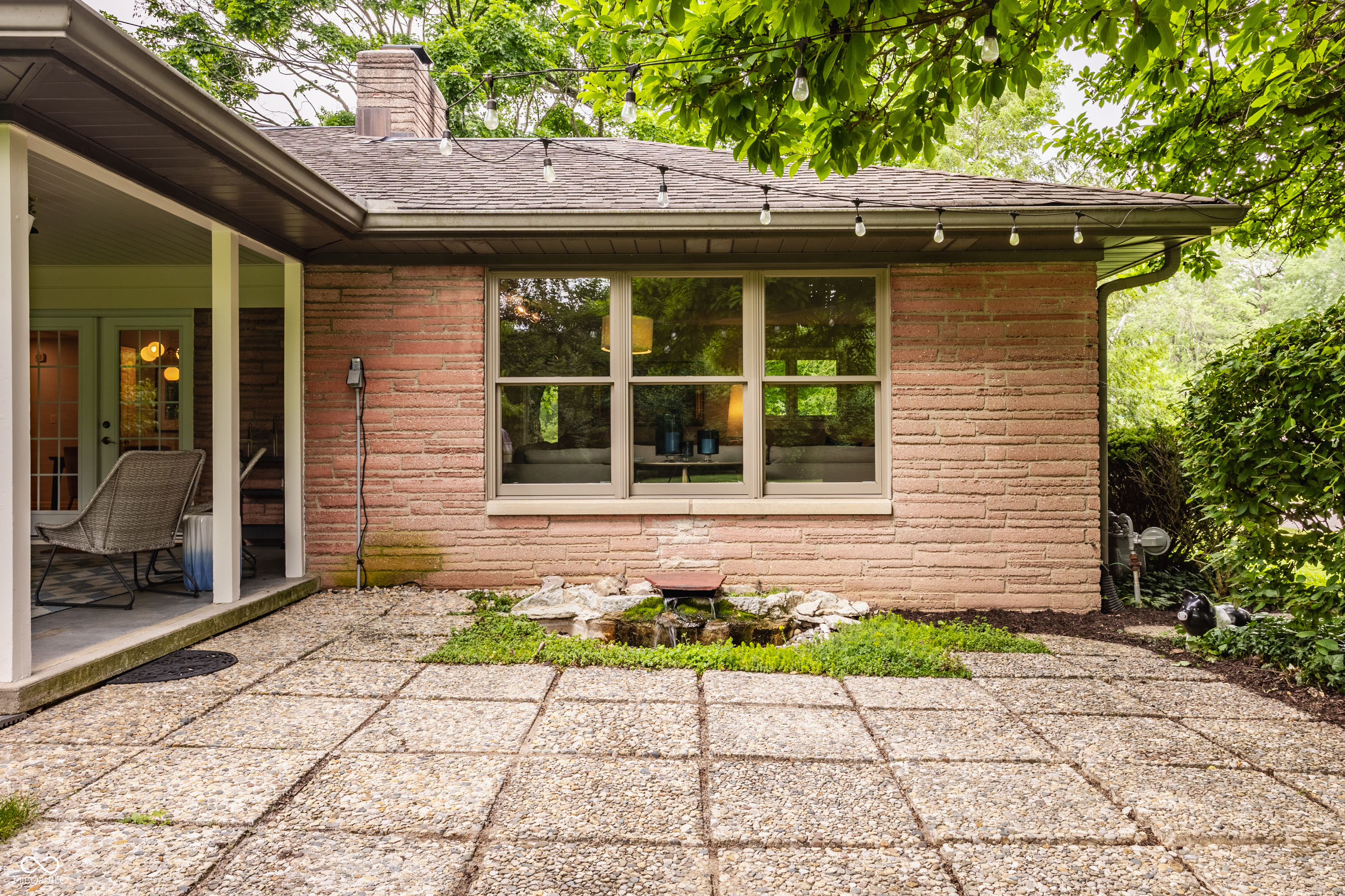 7887 Meadowbrook Drive