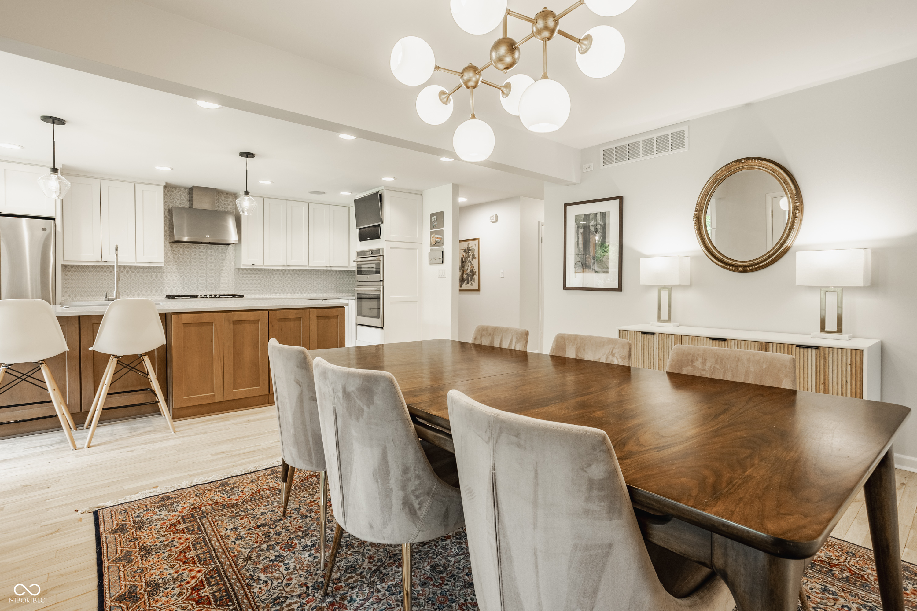 7887 Meadowbrook Drive