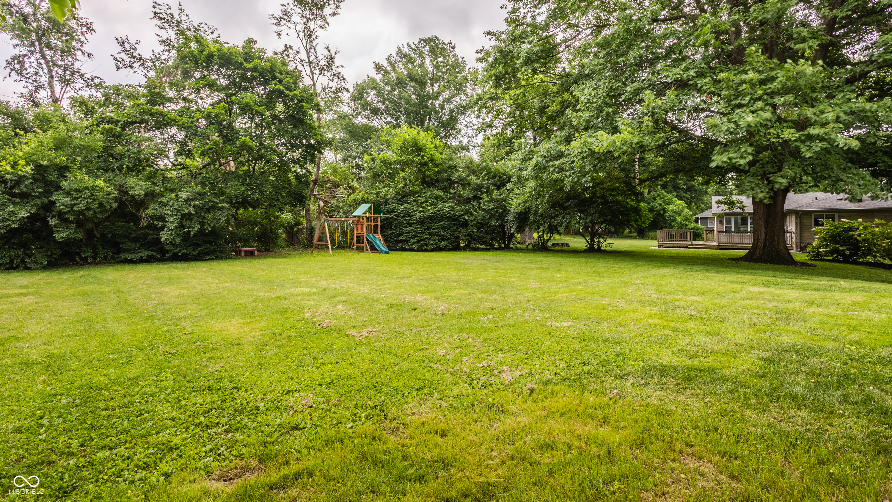 7887 Meadowbrook Drive