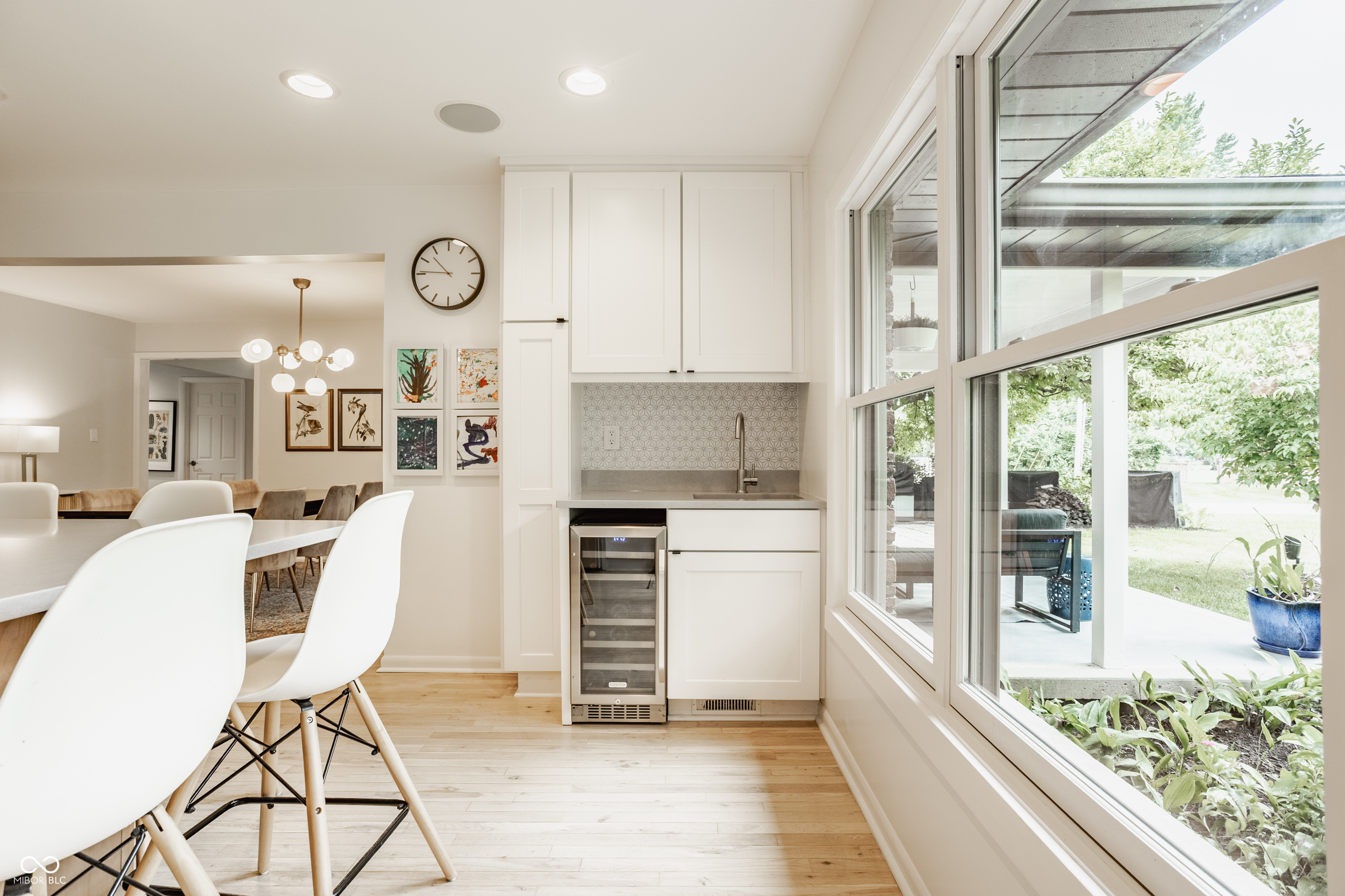 7887 Meadowbrook Drive