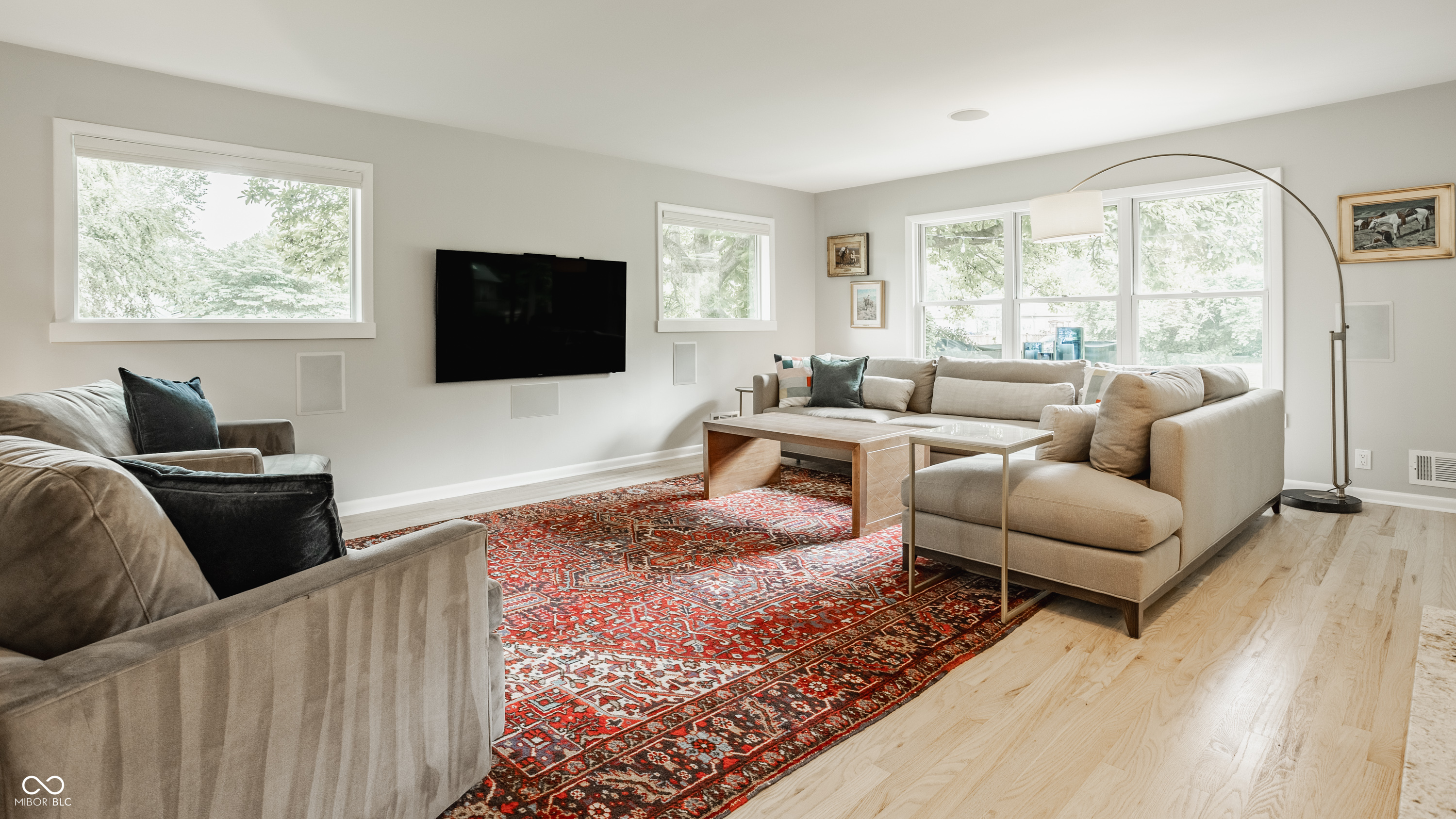 7887 Meadowbrook Drive