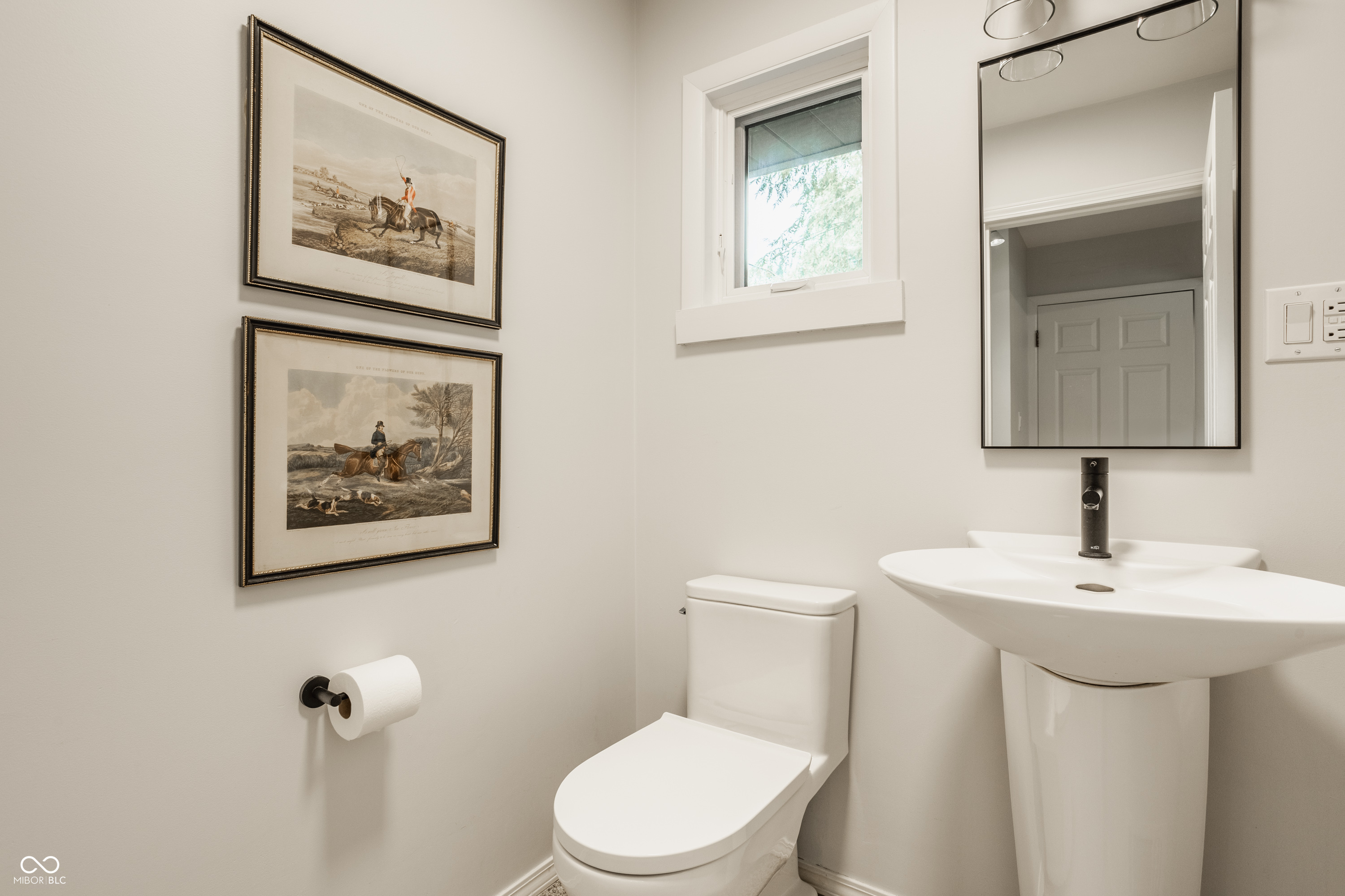 7887 Meadowbrook Drive