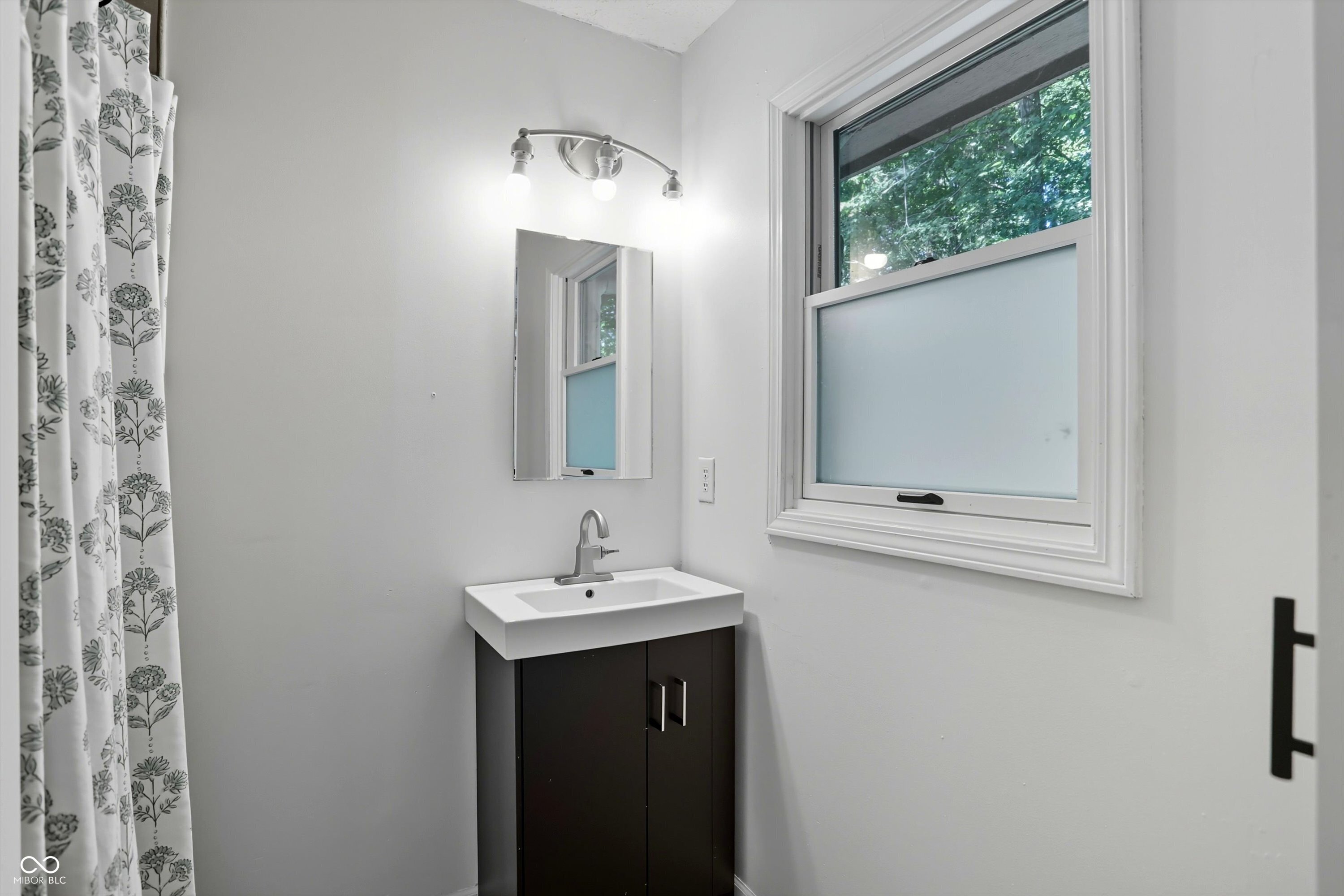 15030 Little Eagle Creek Avenue