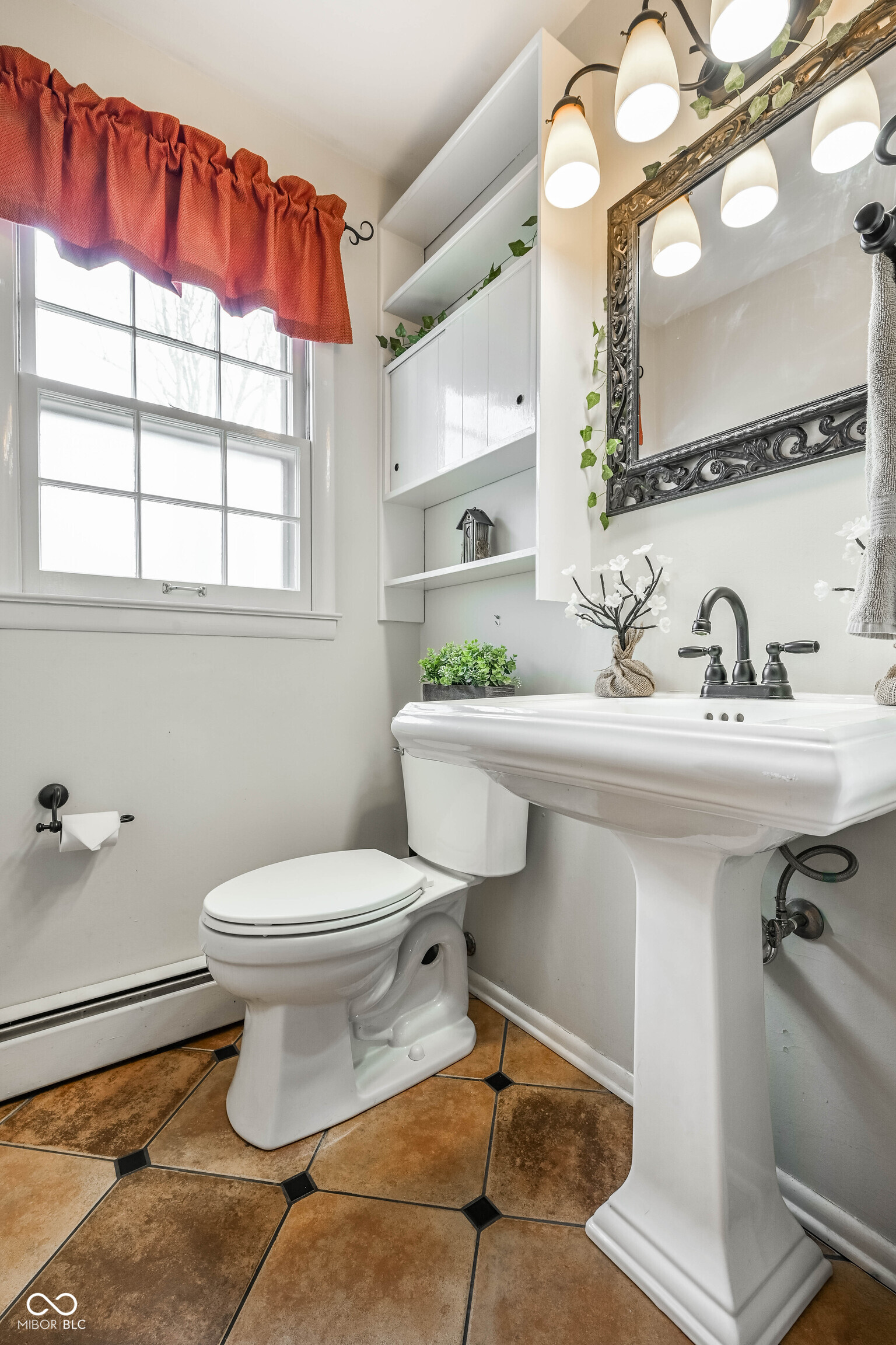 7215 N Oakland Avenue