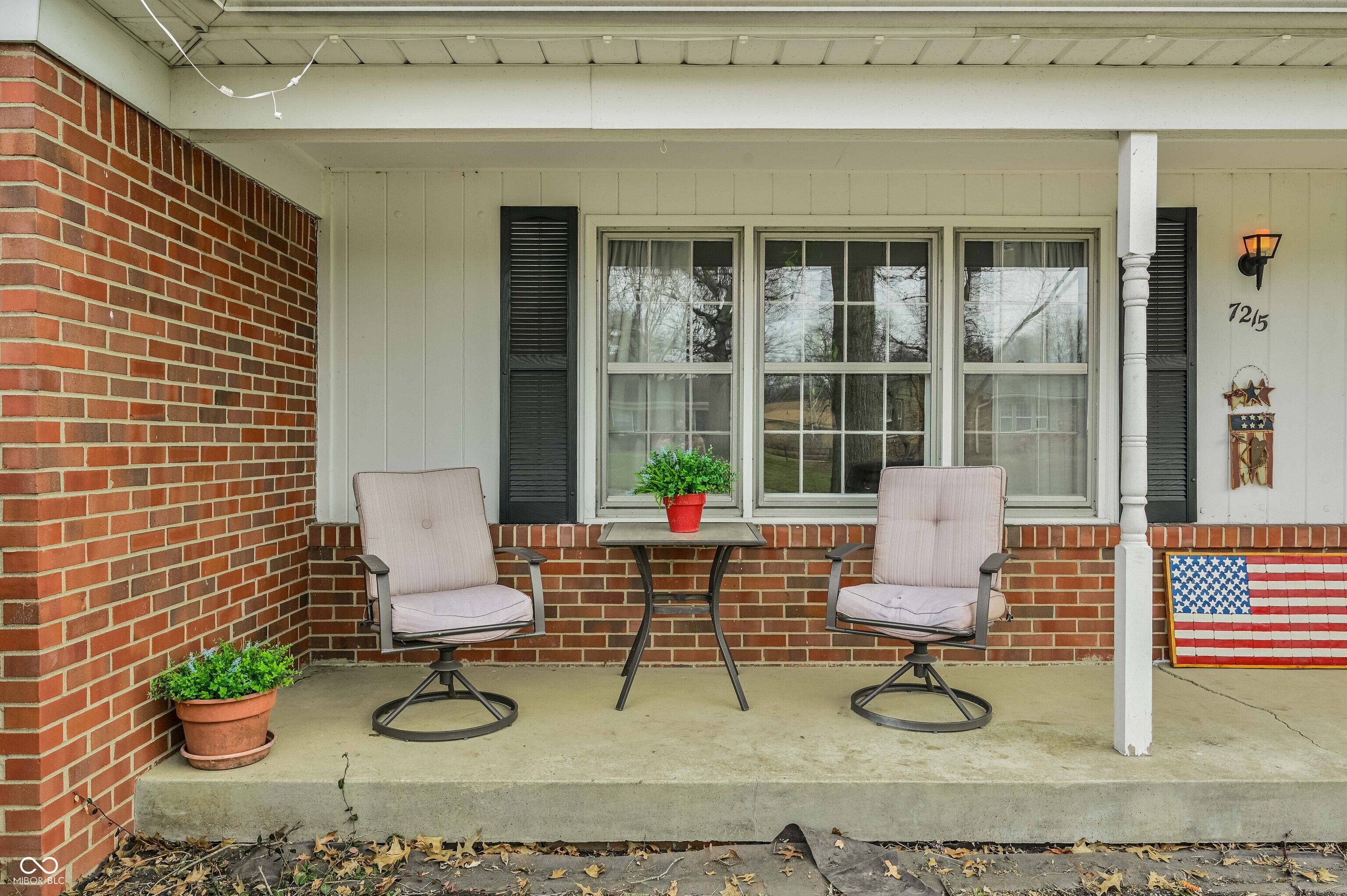 7215 N Oakland Avenue