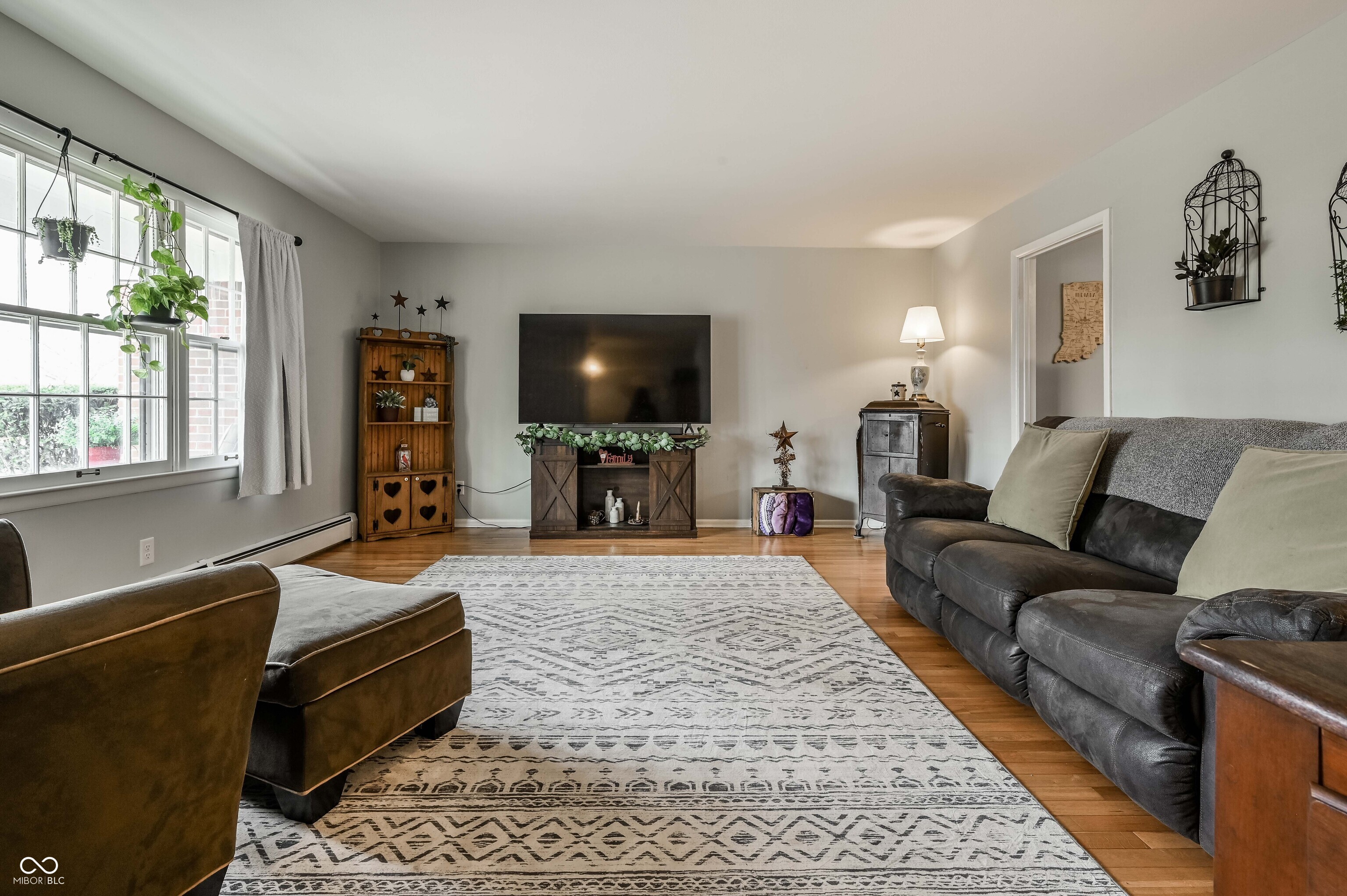 7215 N Oakland Avenue