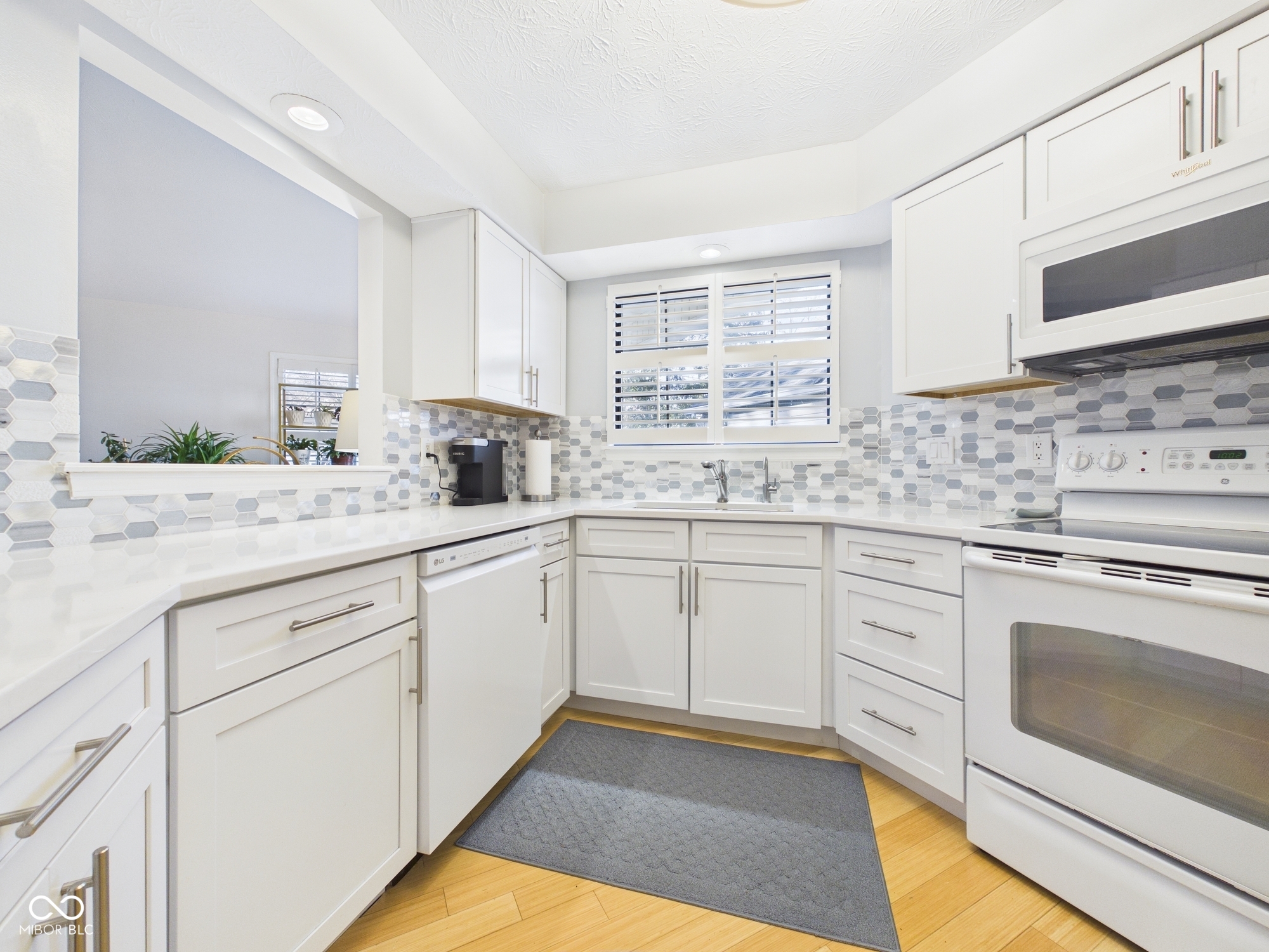 7859 Bosinney Circle