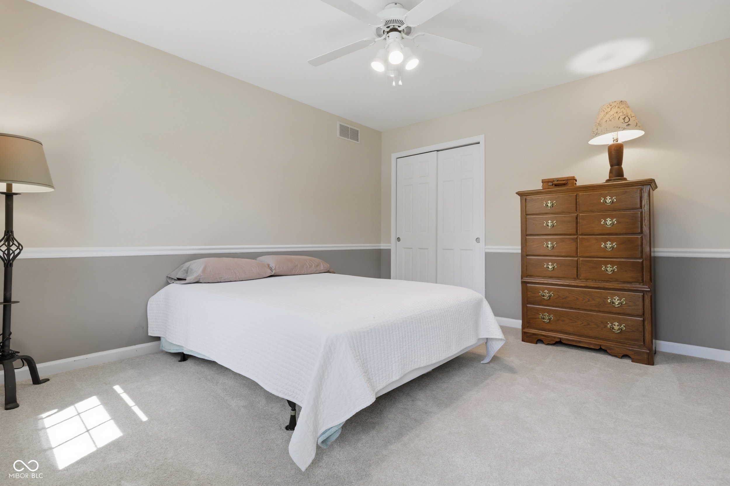 14561 Saddleback Drive