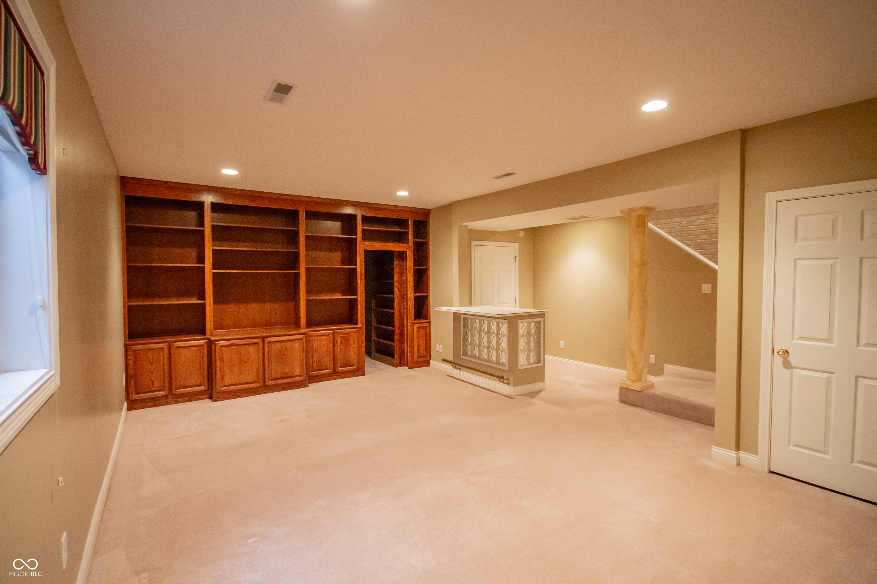 4232 Bunting Lane