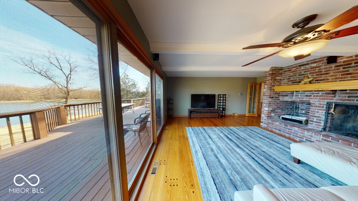 3752 W North Wood Lake Drive