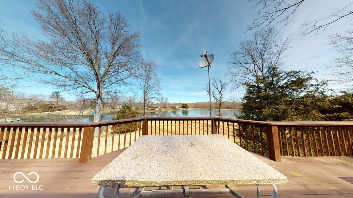 3752 W North Wood Lake Drive