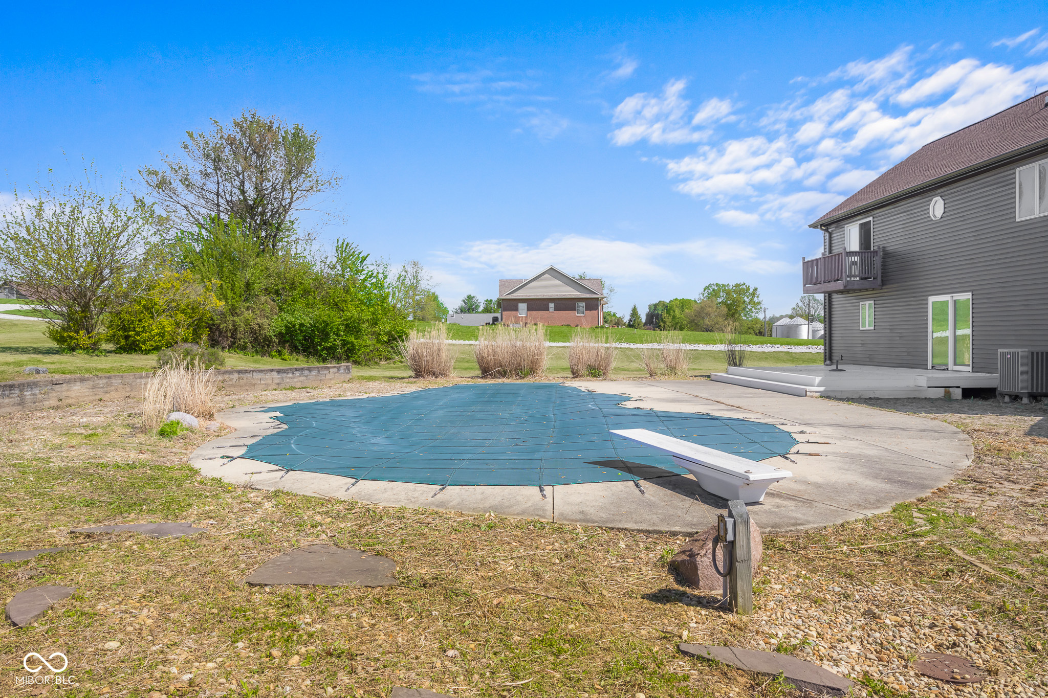 776 N Co Rd 850 E