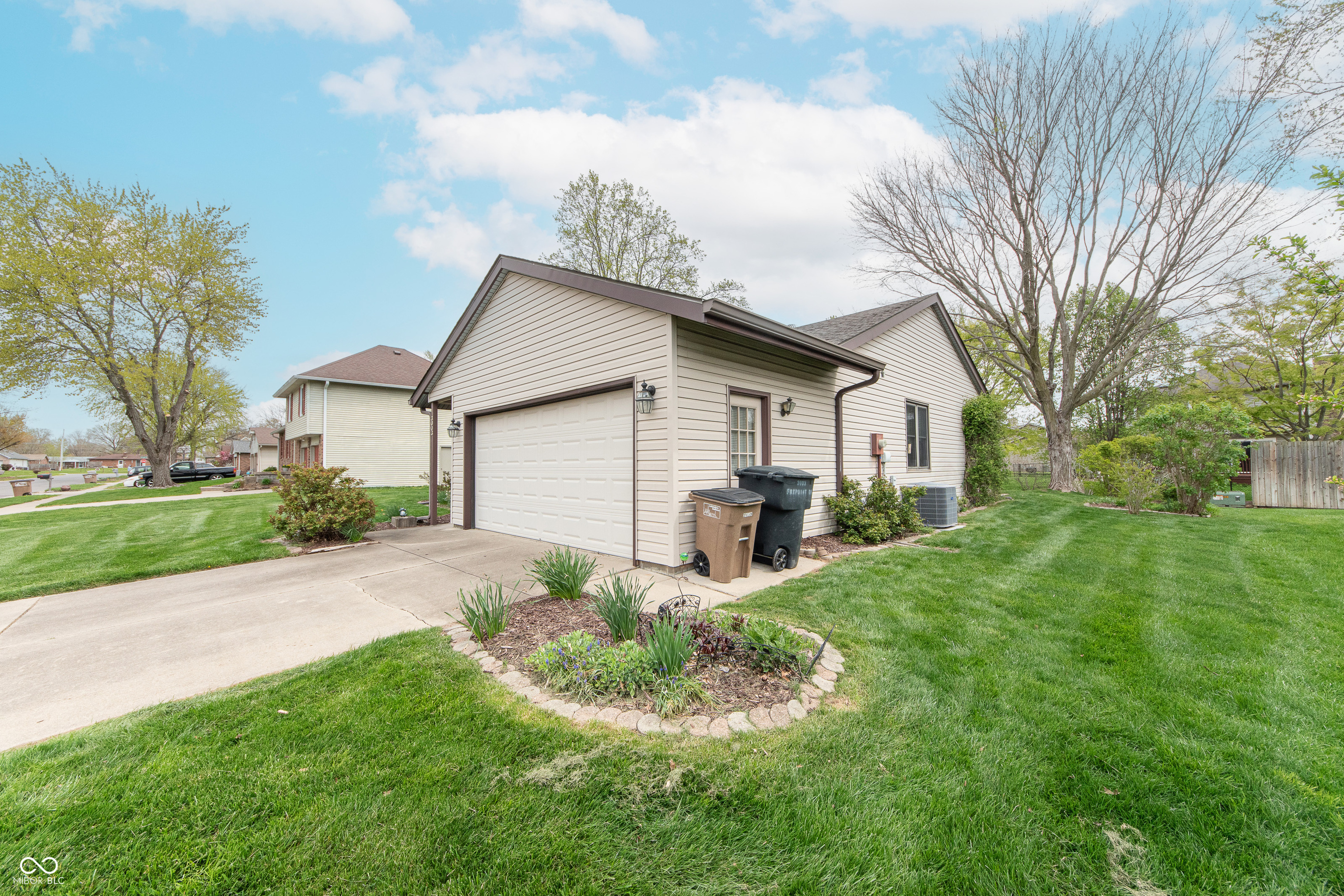 3003 Foxpointe Drive