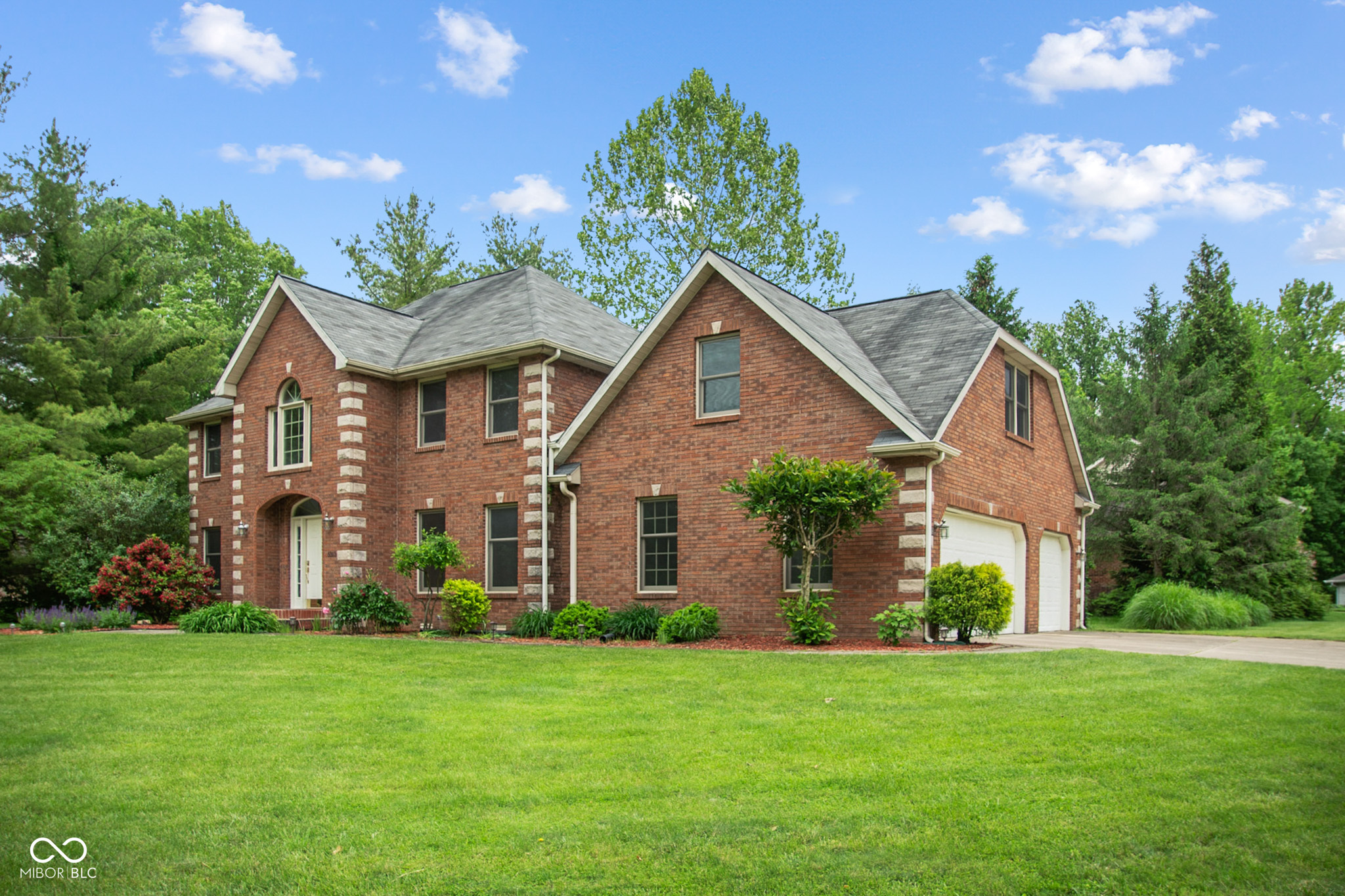 5313 Redbird Drive
