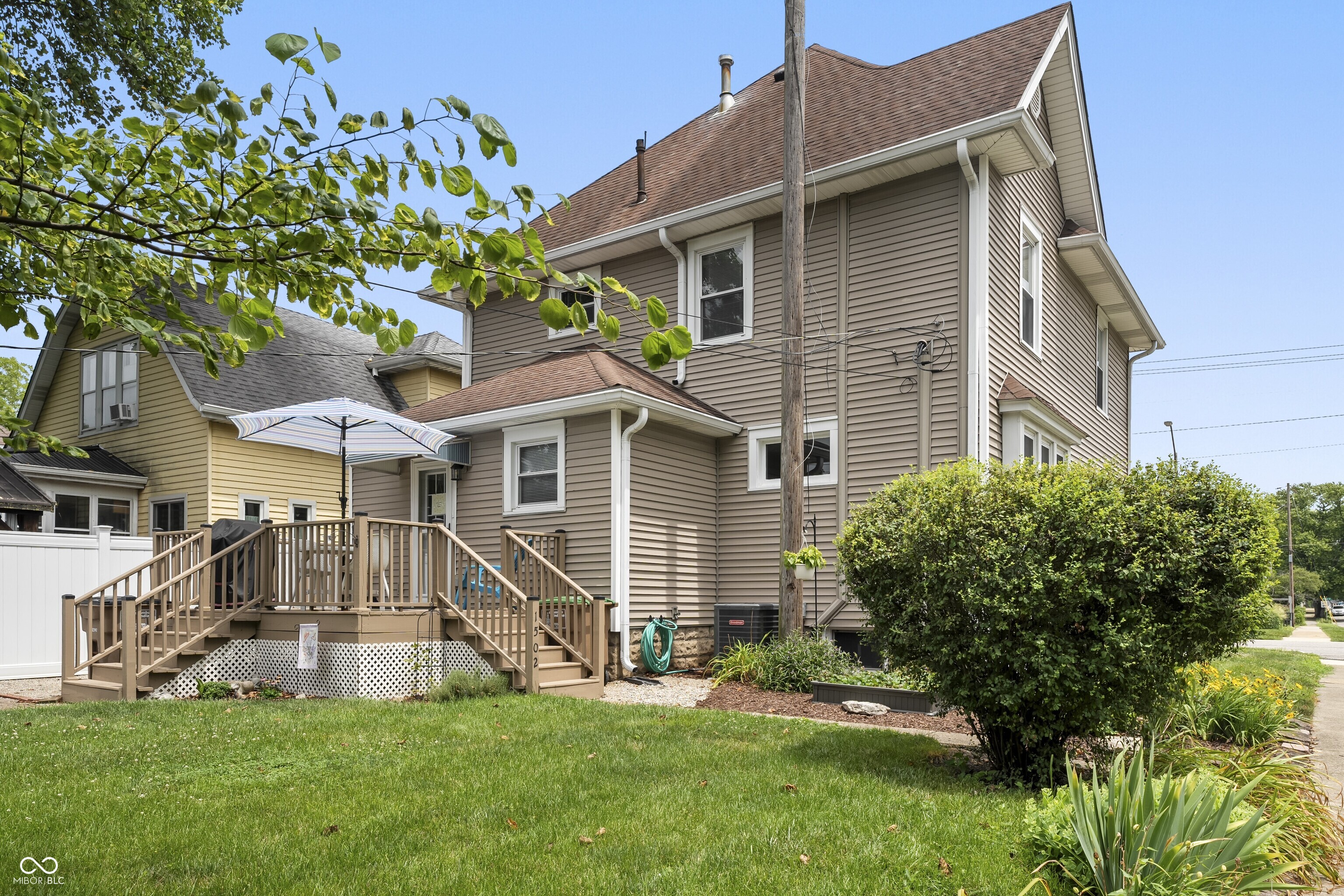 1502 Washington Street