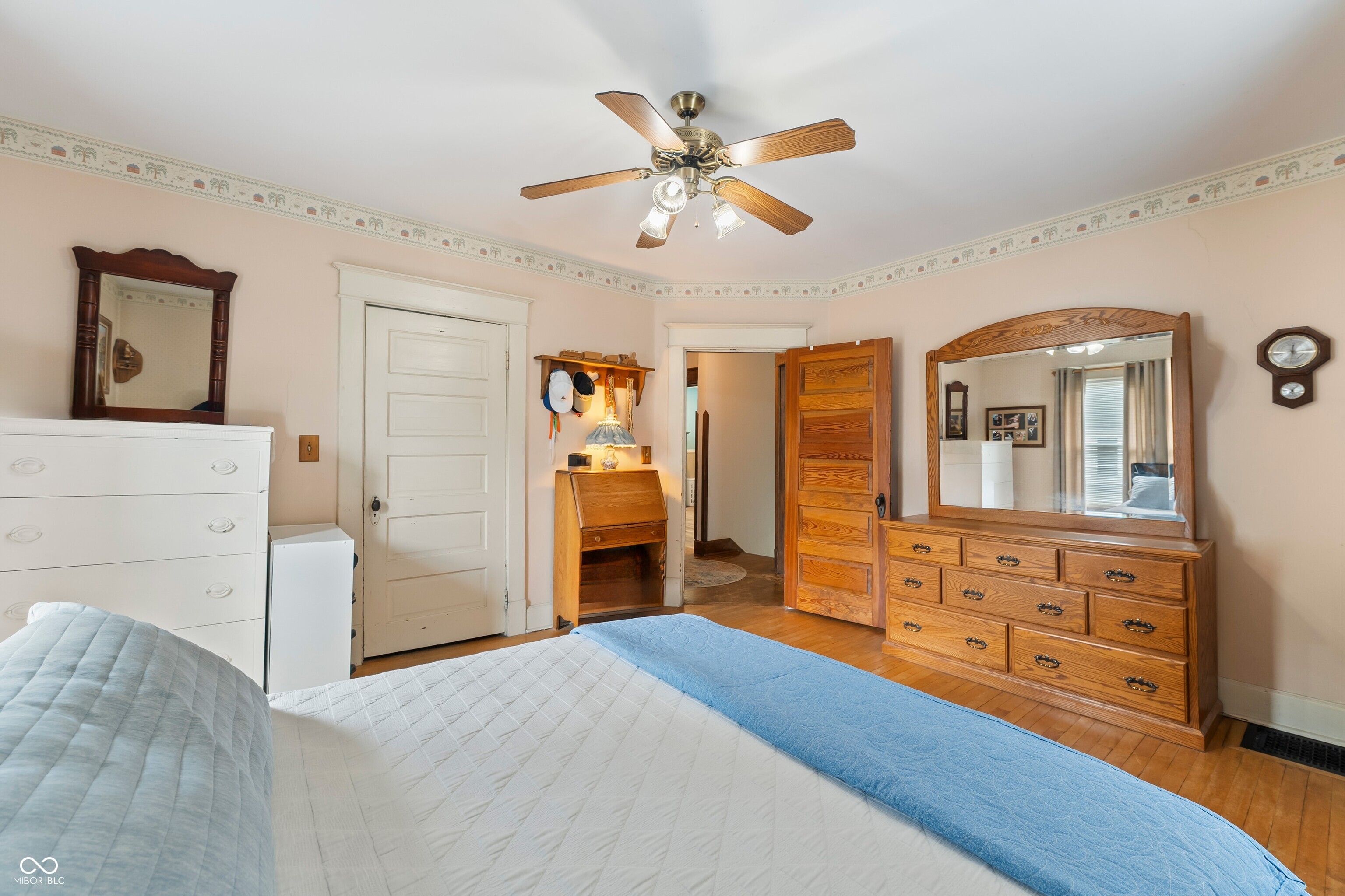 1502 Washington Street