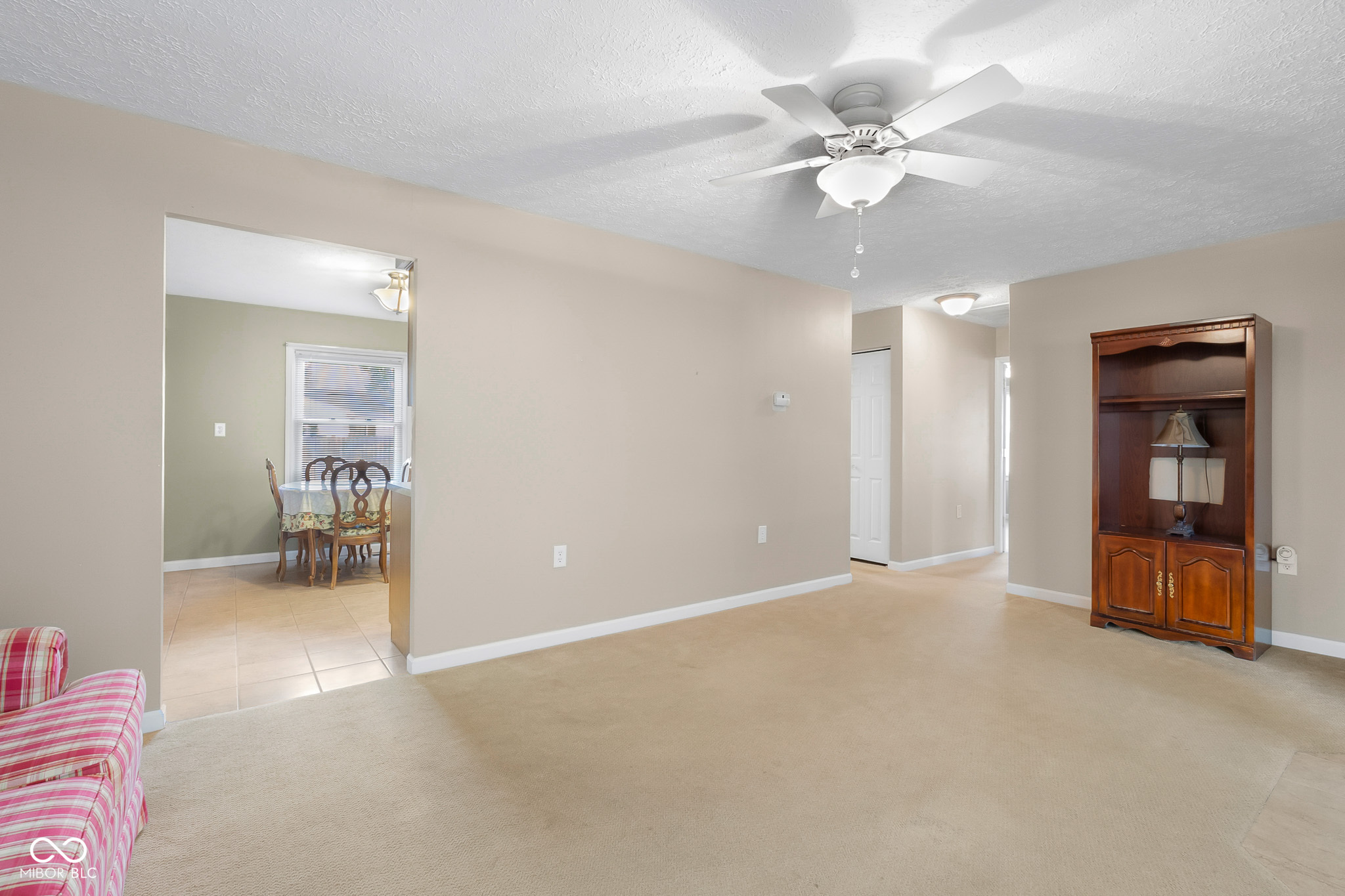 3042 Desoto Way