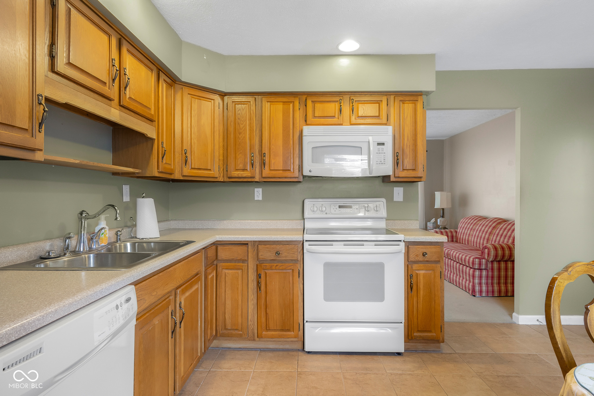 3042 Desoto Way