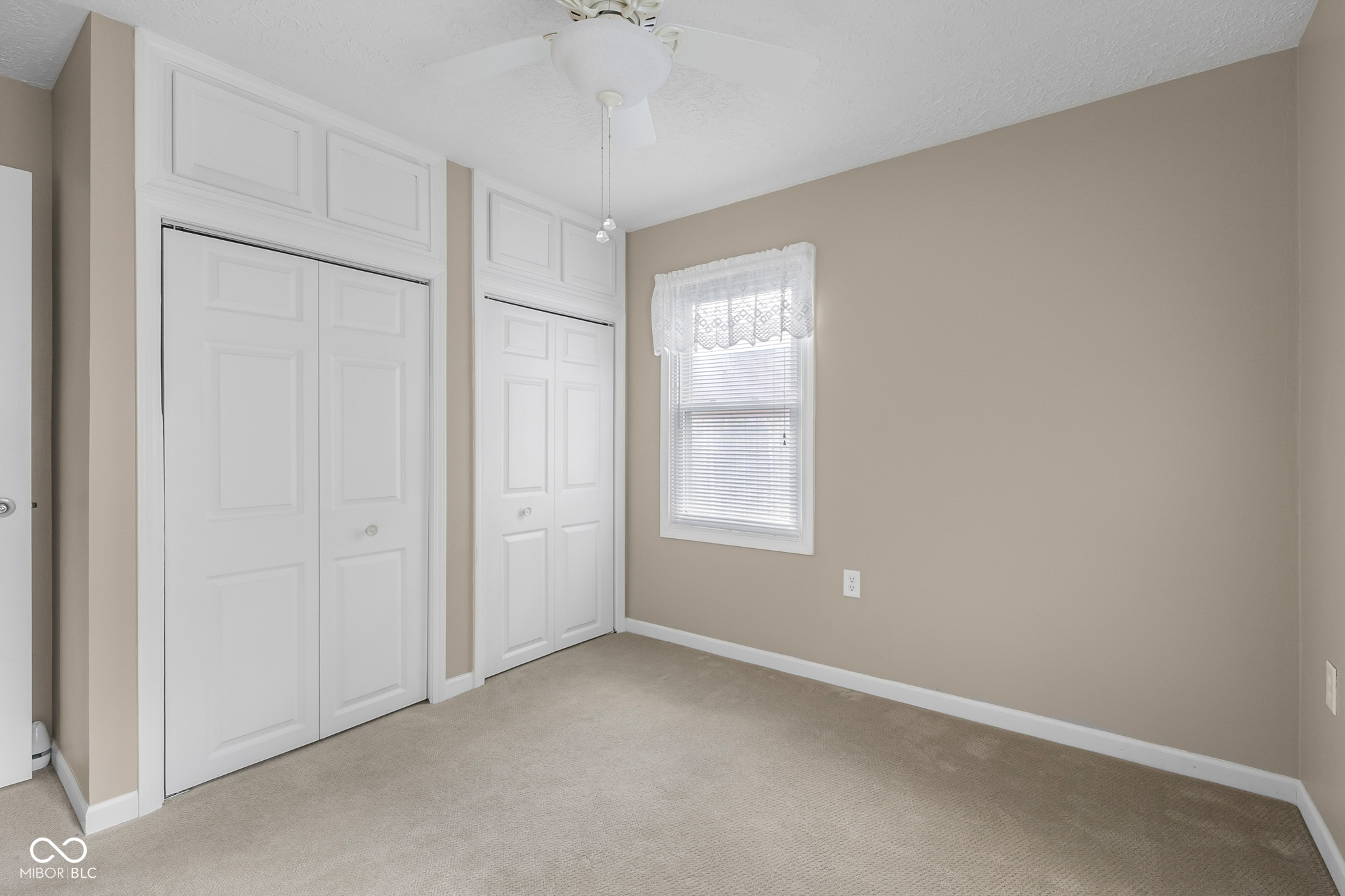 3042 Desoto Way