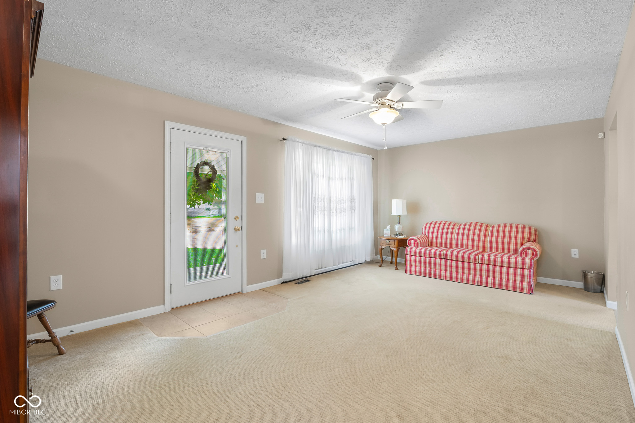 3042 Desoto Way
