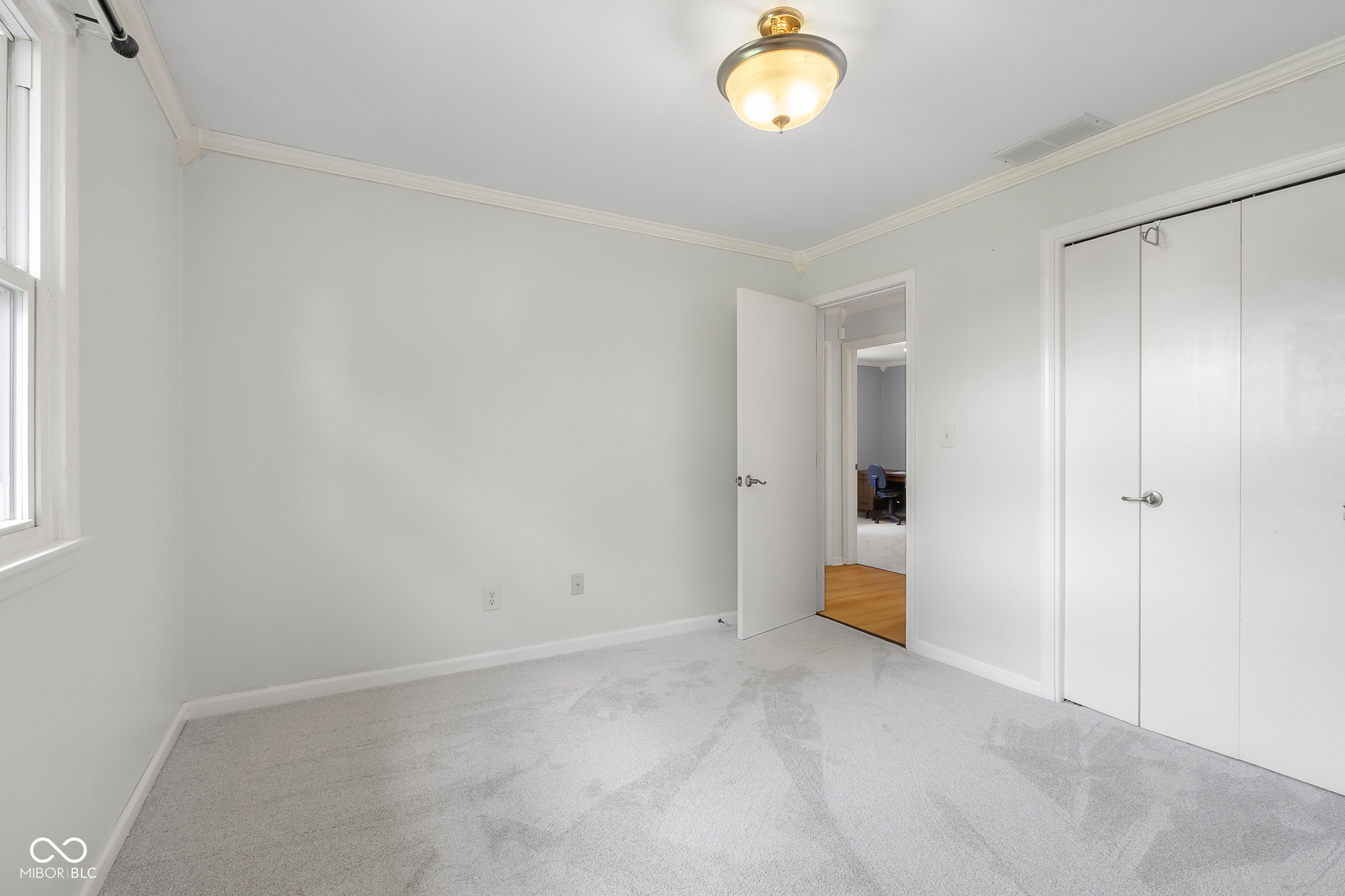 4730 Woodcrest Drive