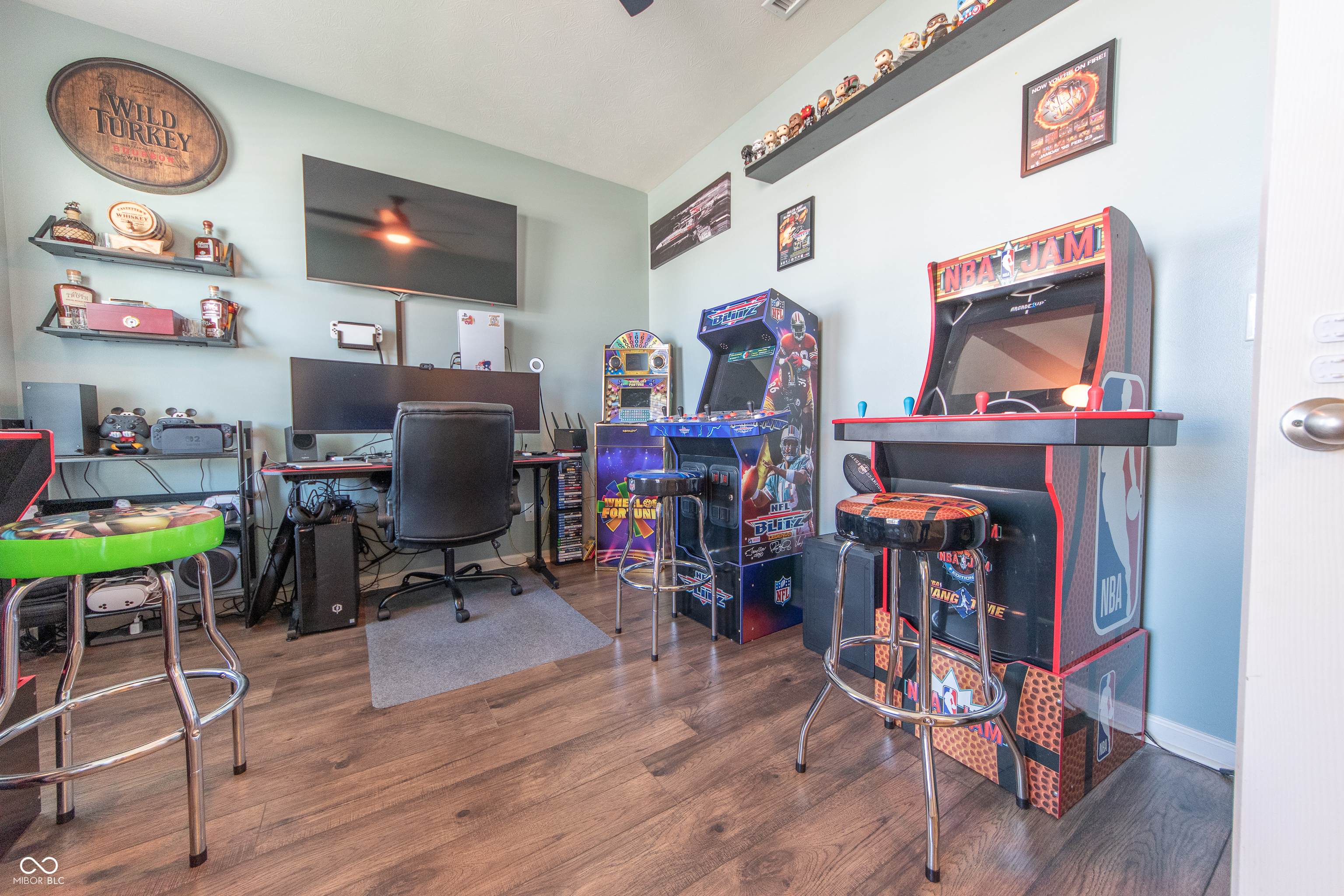 1951 Creek Bank Drive