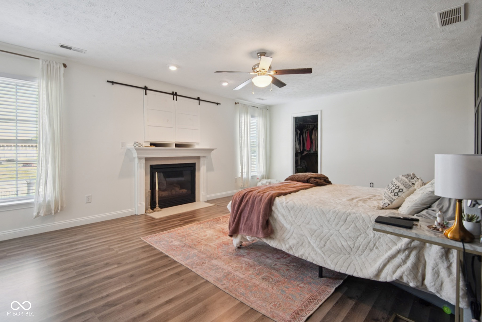 2935 Cross Creek Drive