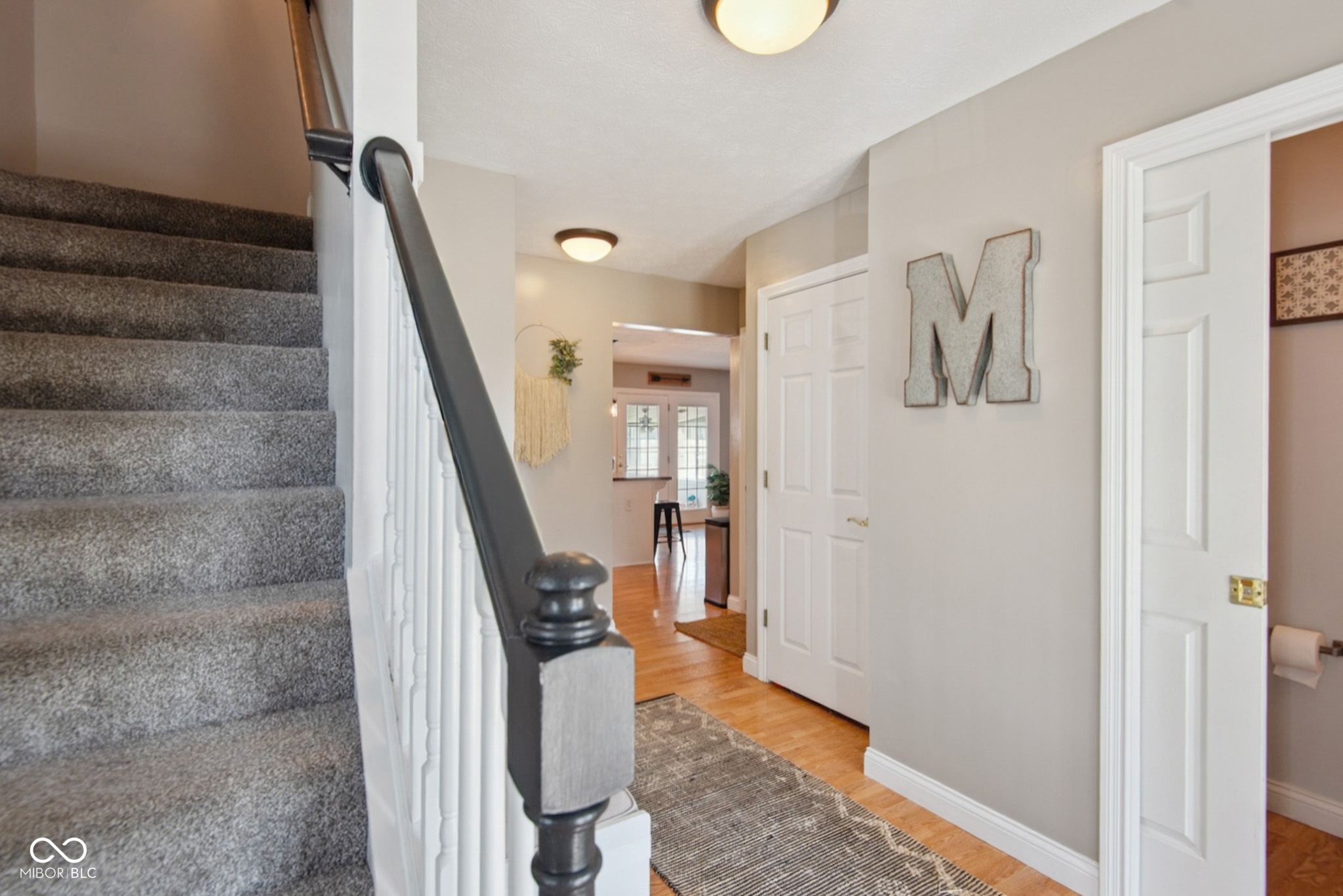2935 Cross Creek Drive