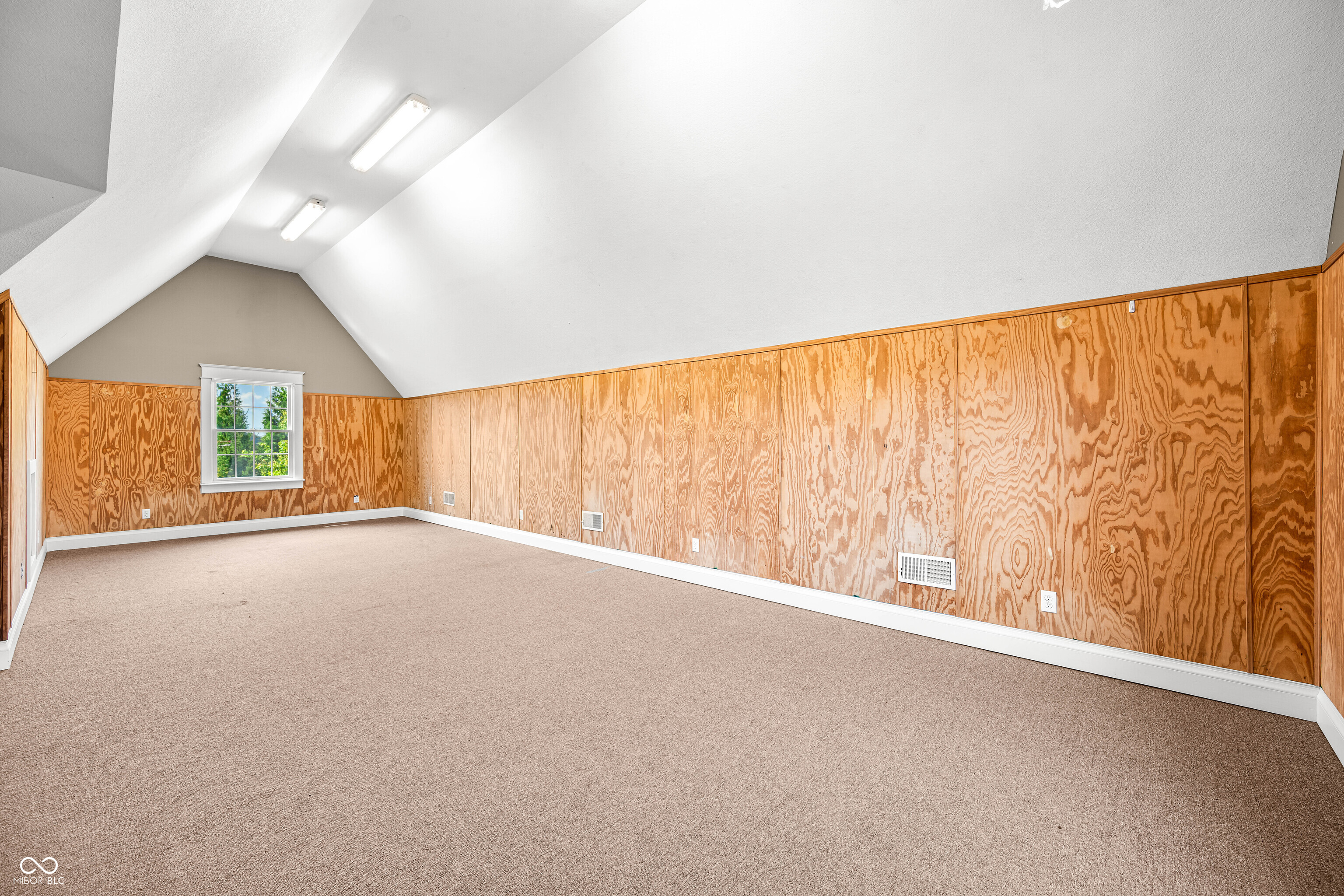 1675 Devonshire Drive