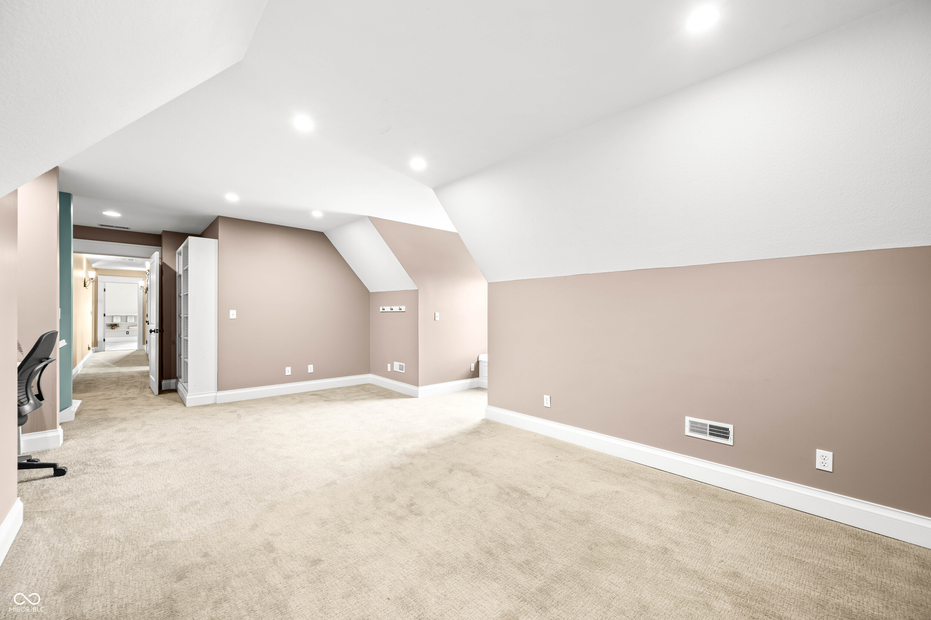 1675 Devonshire Drive