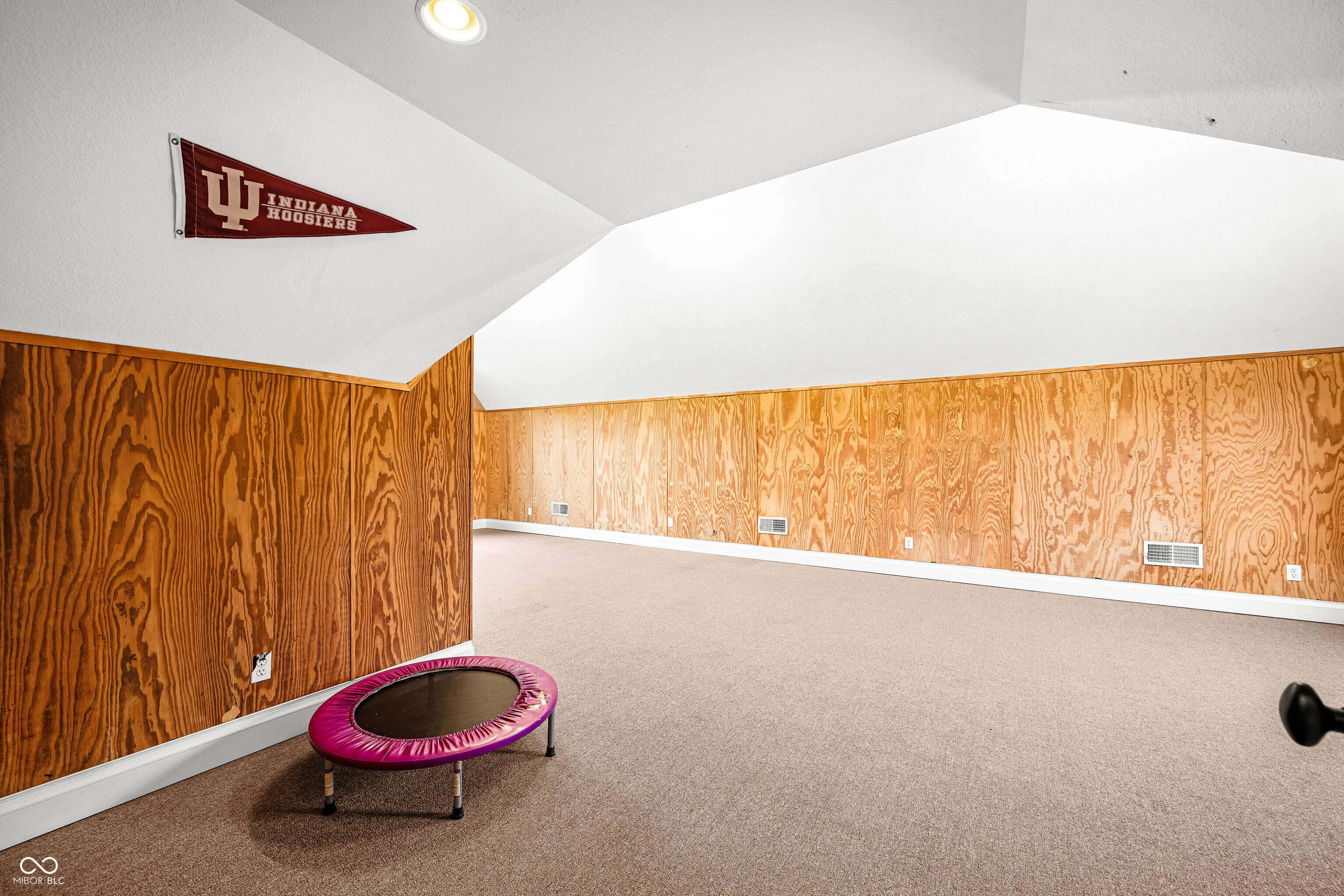 1675 Devonshire Drive