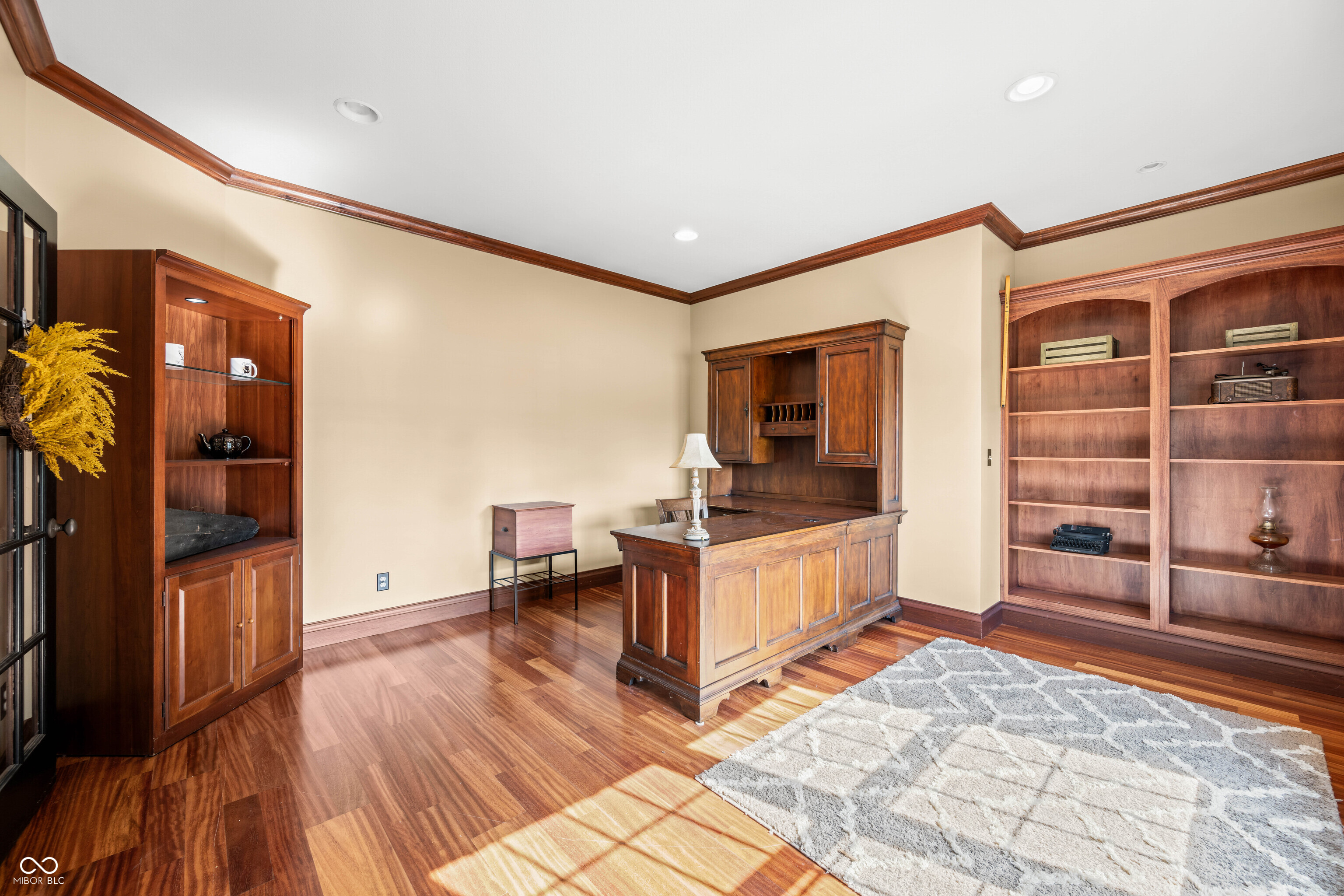 1675 Devonshire Drive