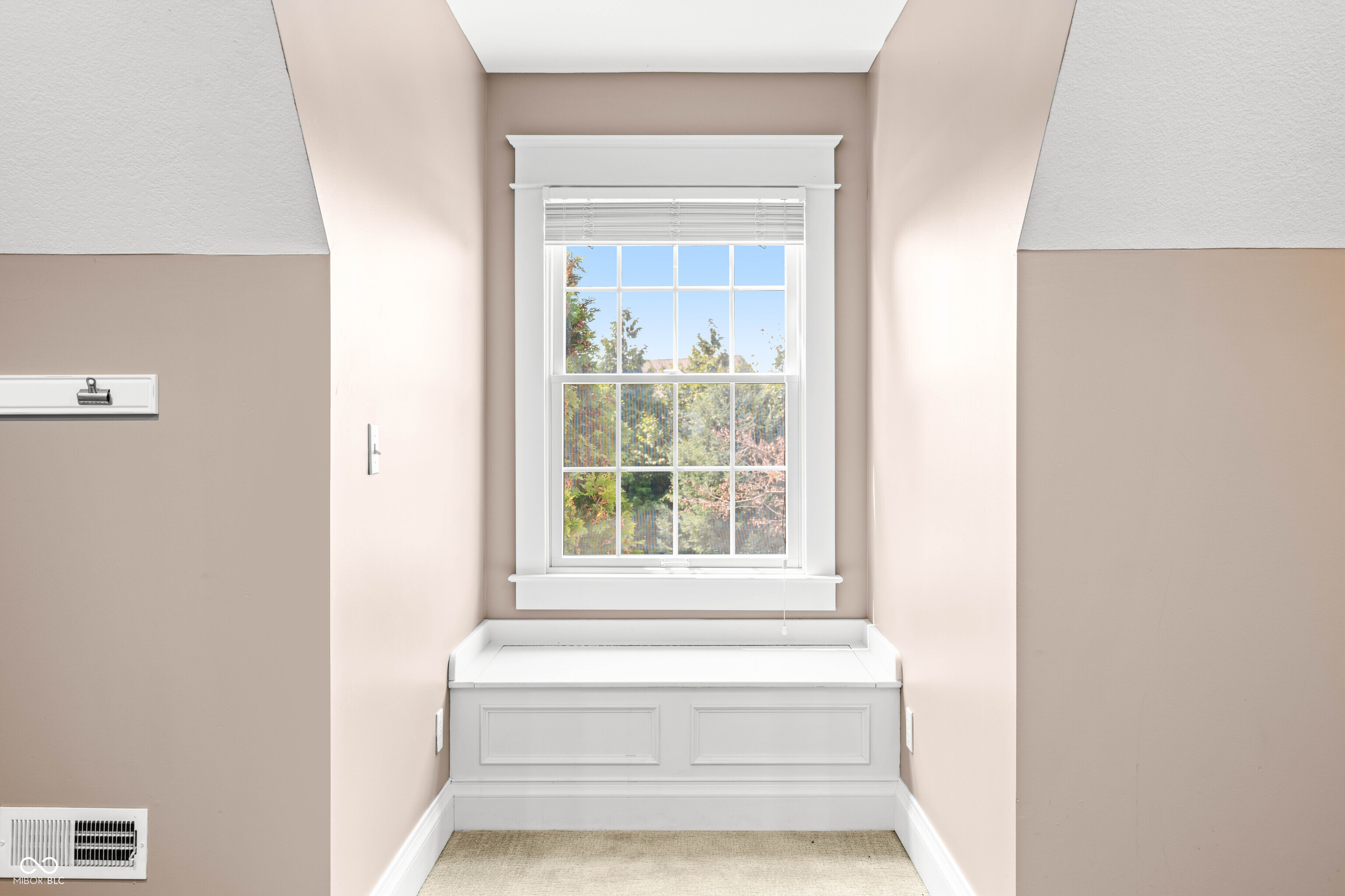 1675 Devonshire Drive