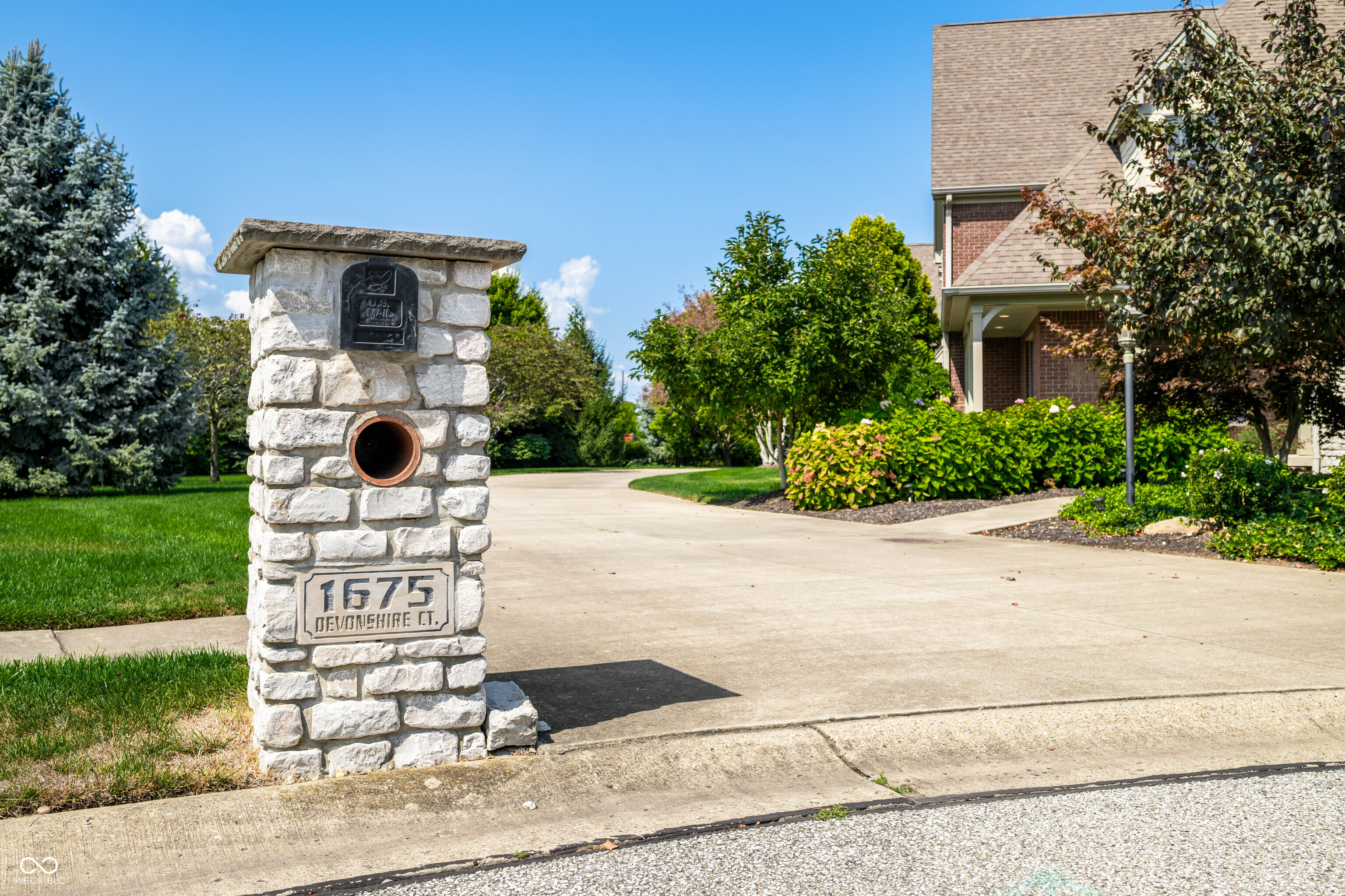 1675 Devonshire Drive