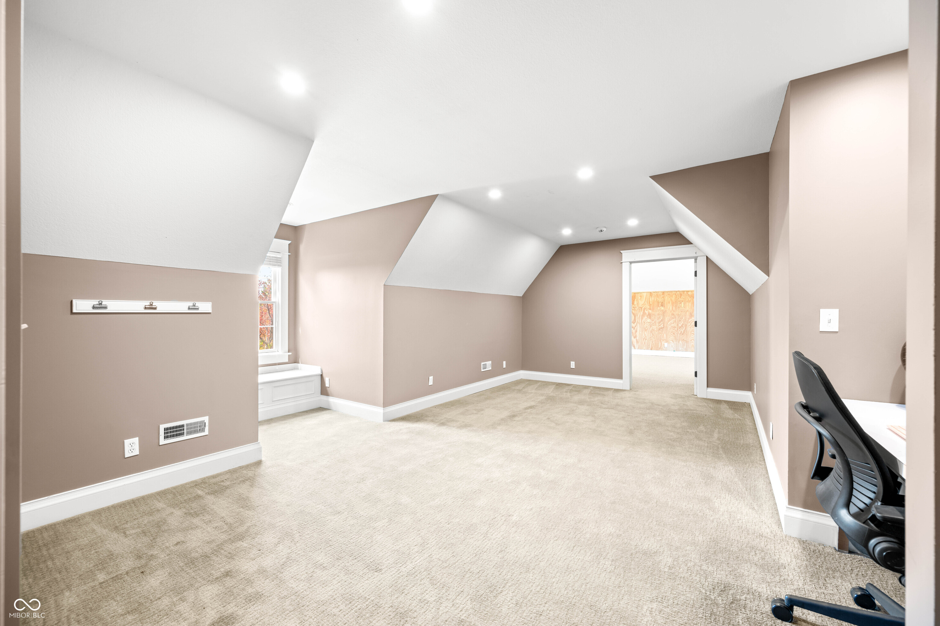 1675 Devonshire Drive