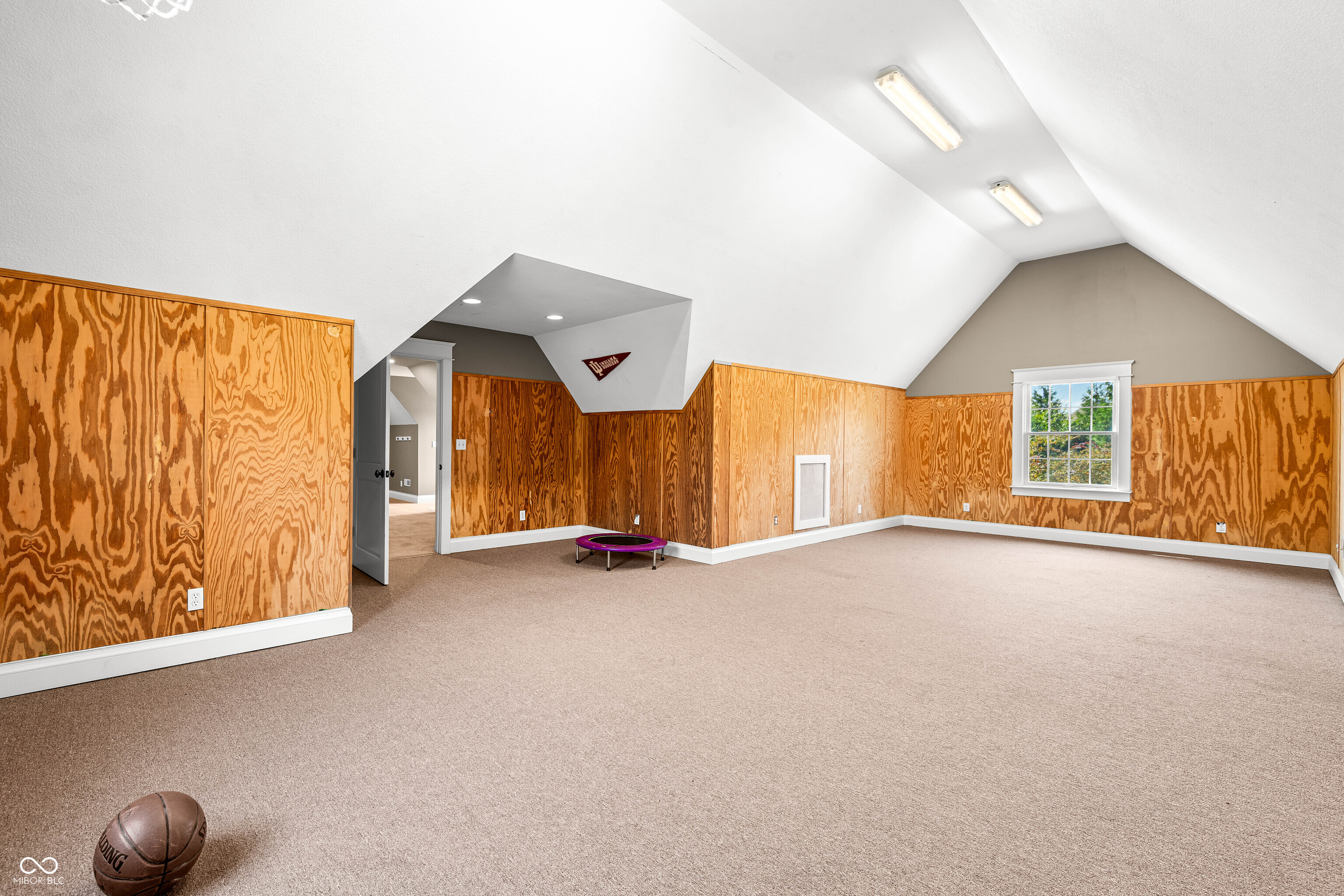 1675 Devonshire Drive