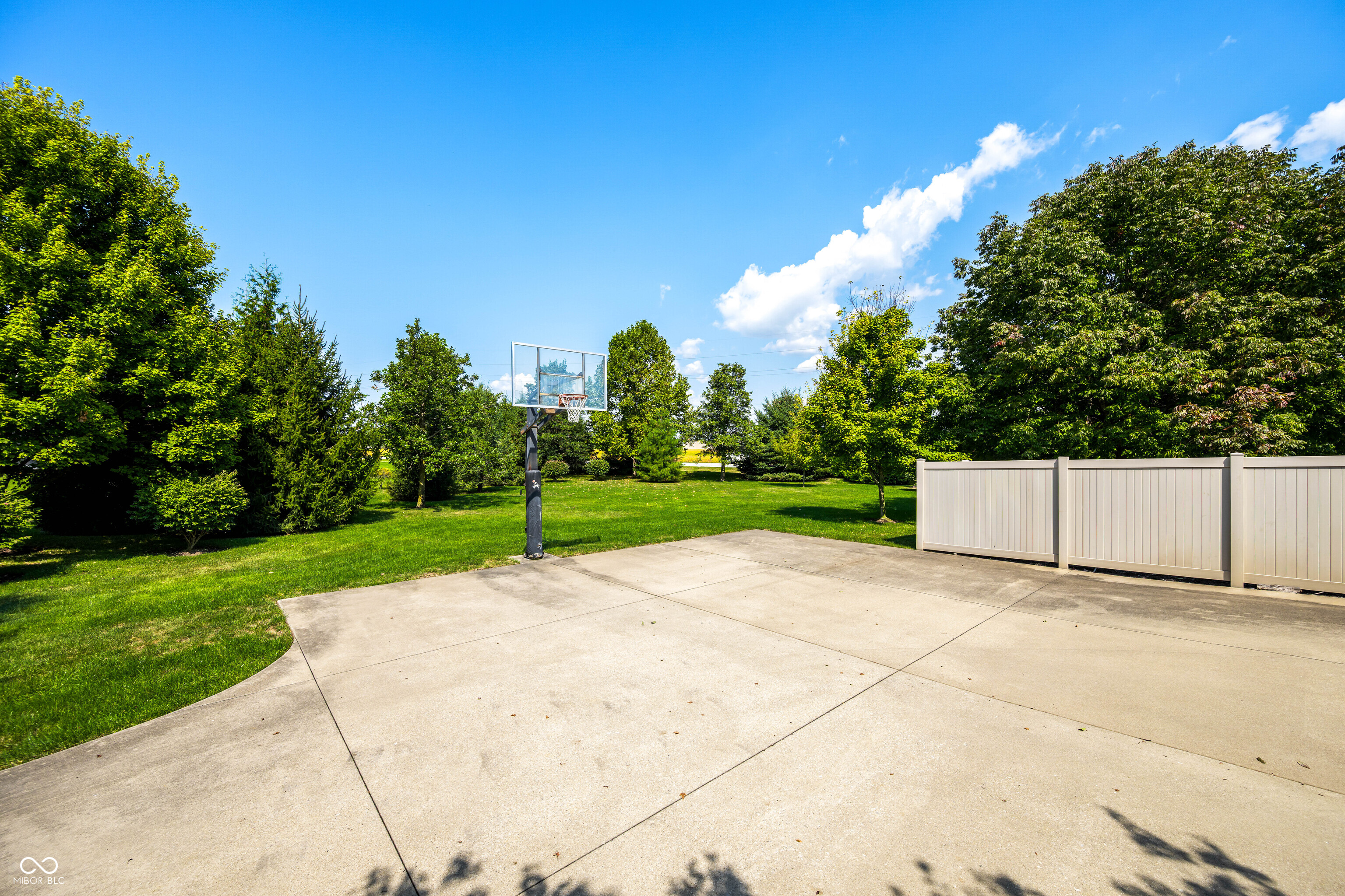 1675 Devonshire Drive