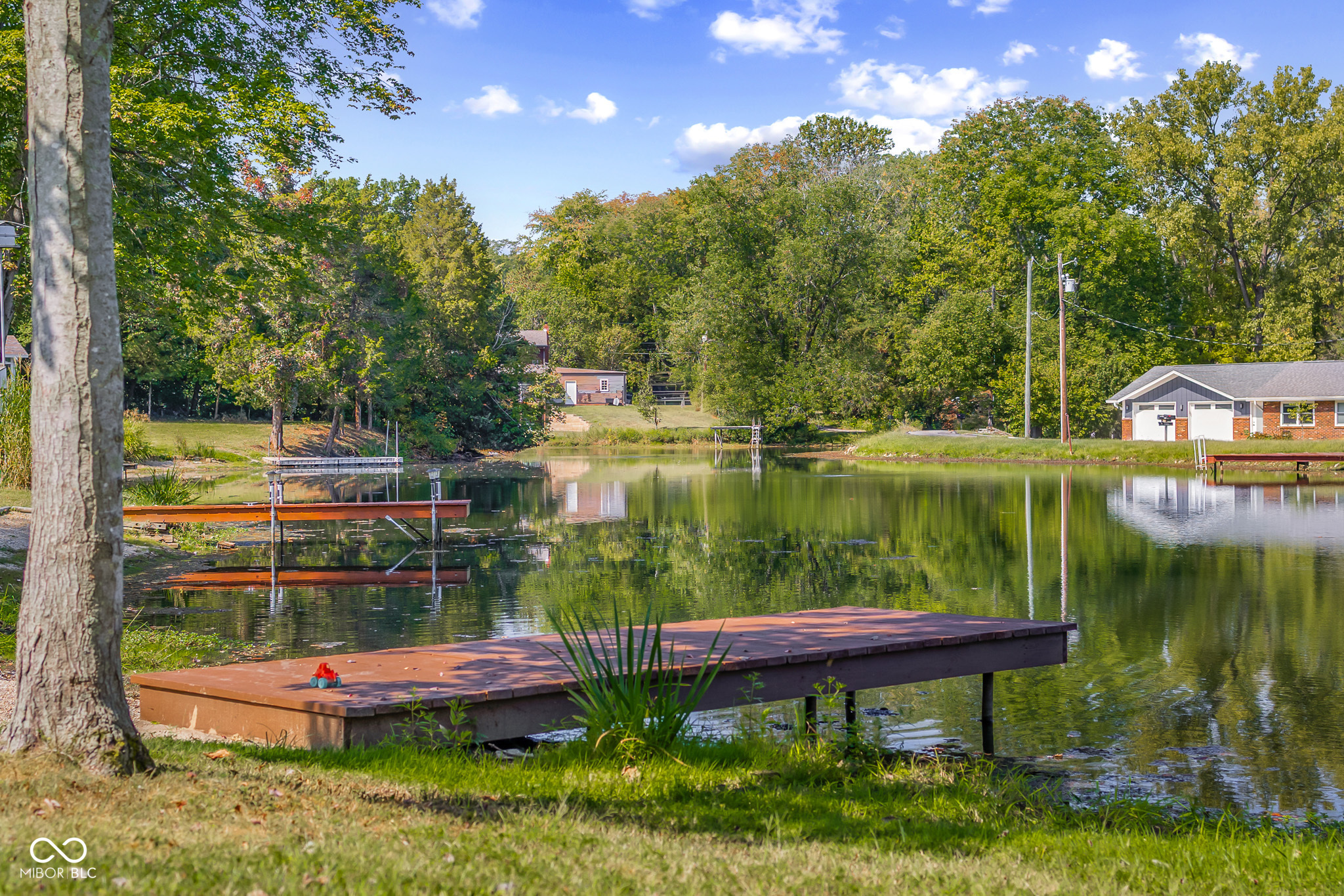 3736 W South Wood Lake Drive