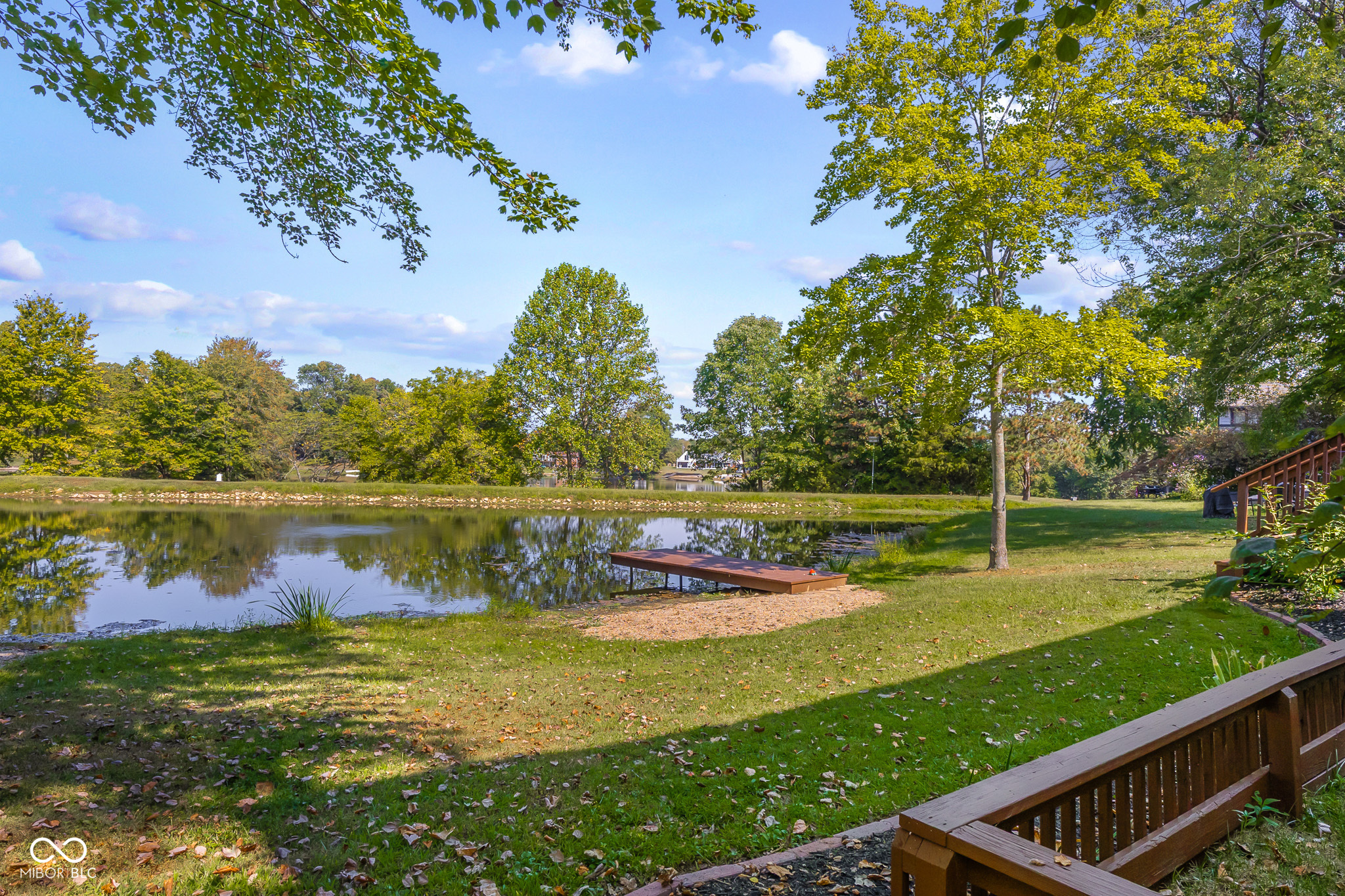 3736 W South Wood Lake Drive
