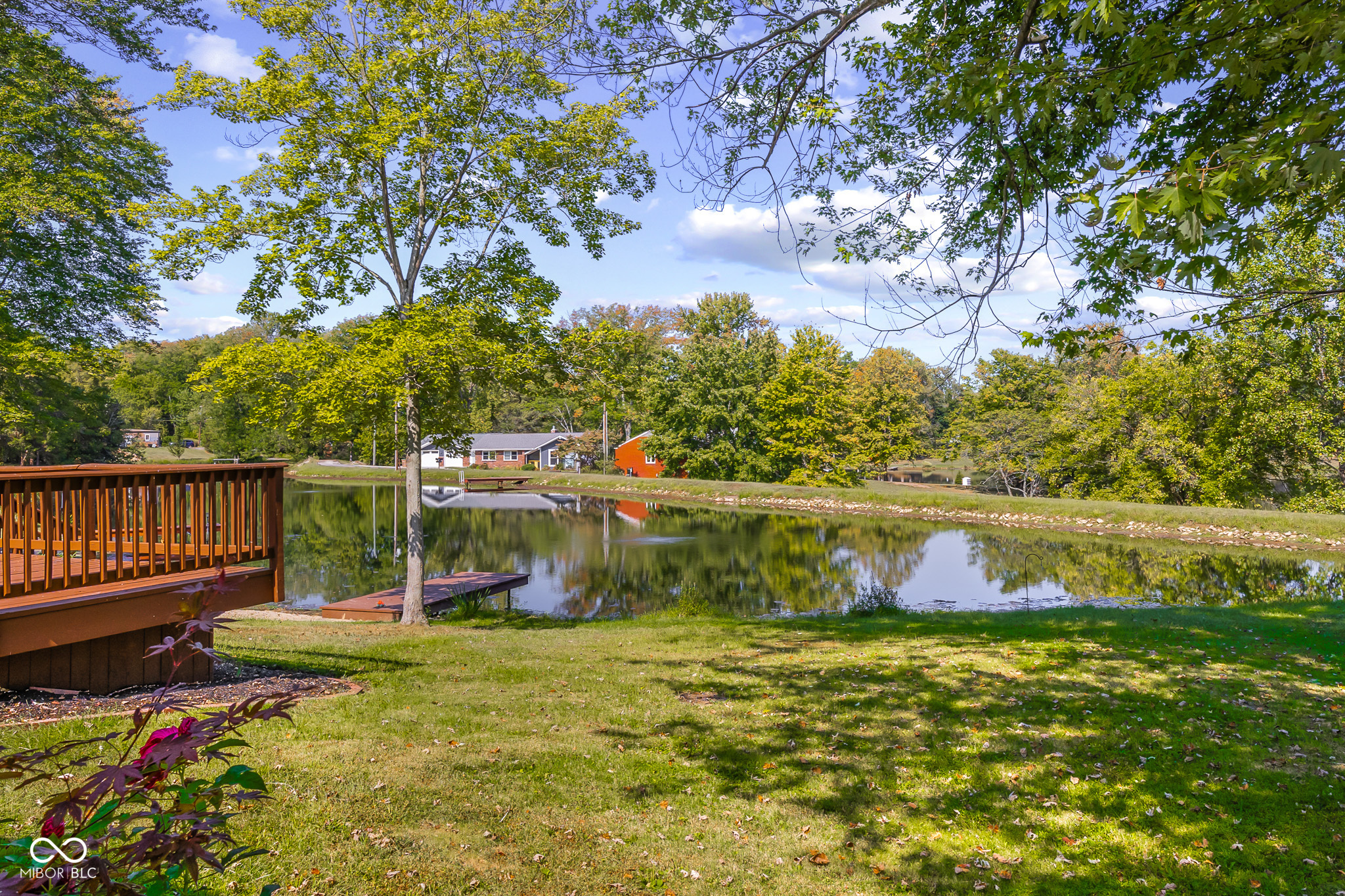3736 W South Wood Lake Drive