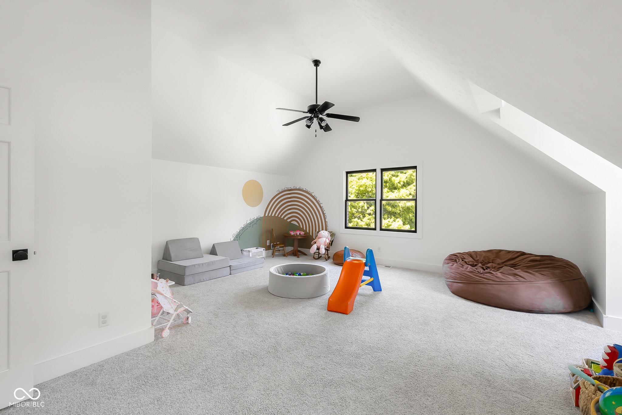 882 Box Turtle Court
